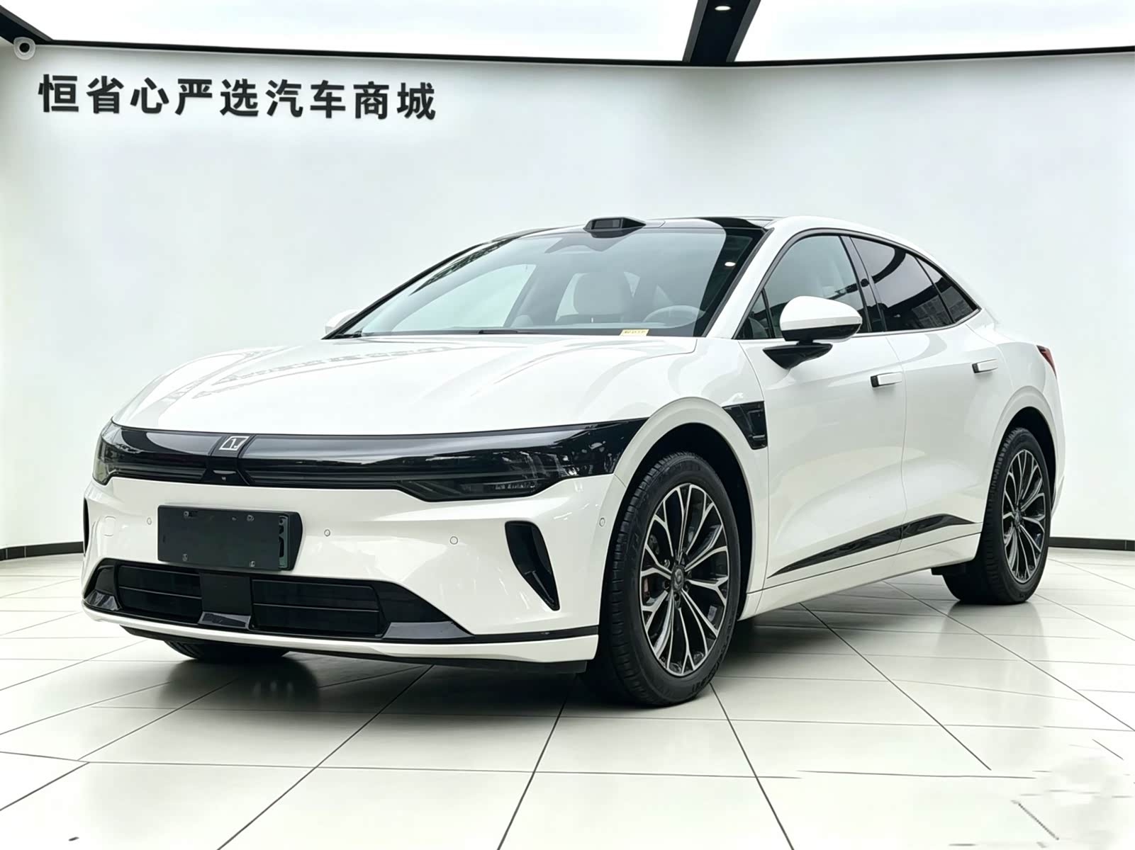 Zeekr 007GT, фото 1 из 1