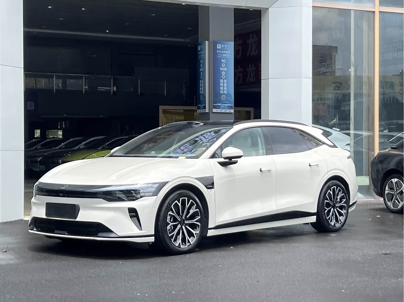 Zeekr 007GT, фото 1 из 1
