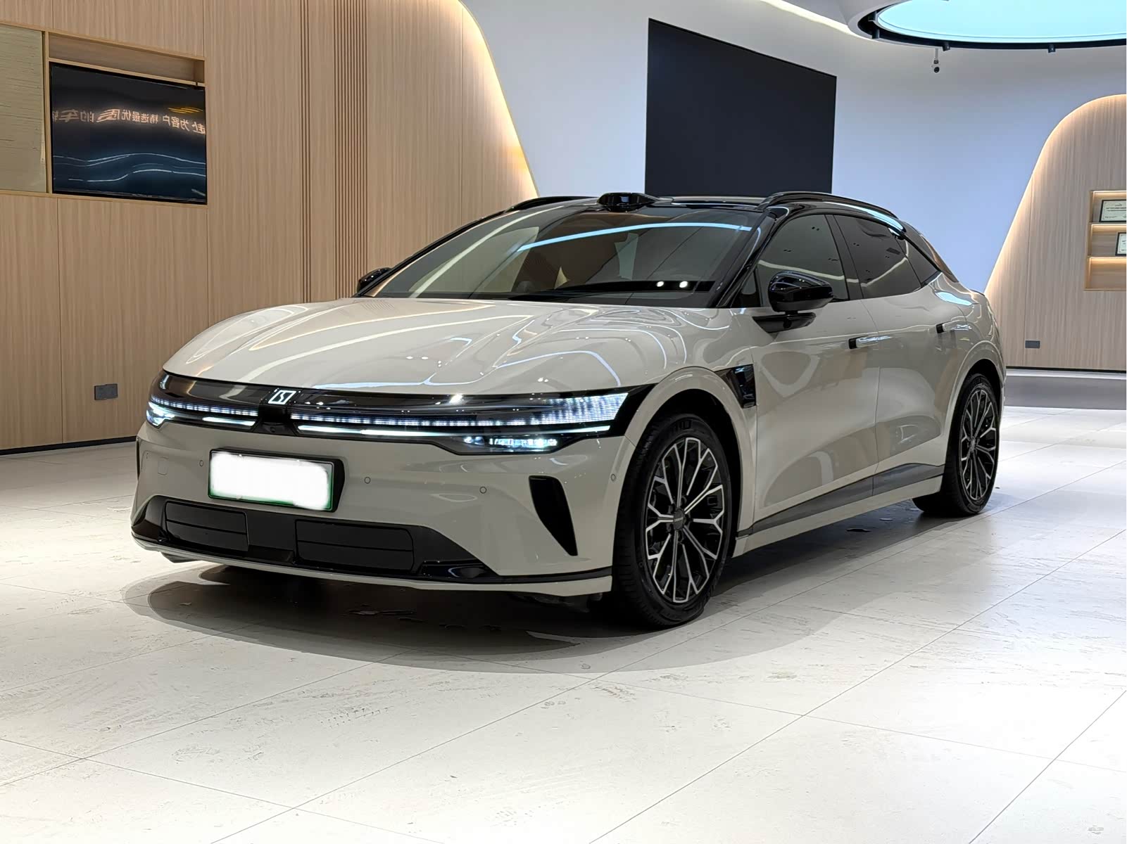 Zeekr 007GT, фото 1 из 1