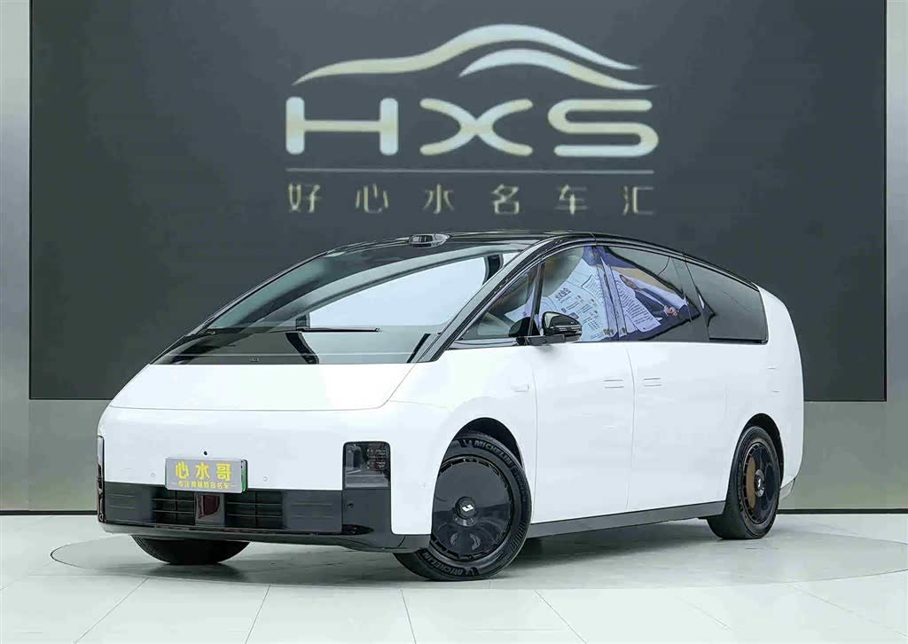 LiXiang MEGA, фото 1 из 1