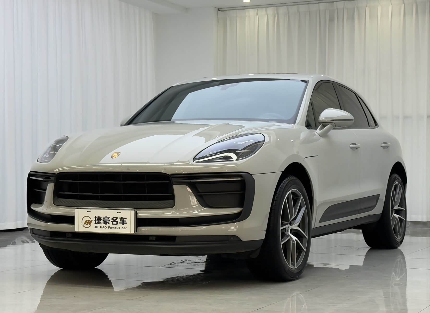 Porsche Macan, фото 1 из 1