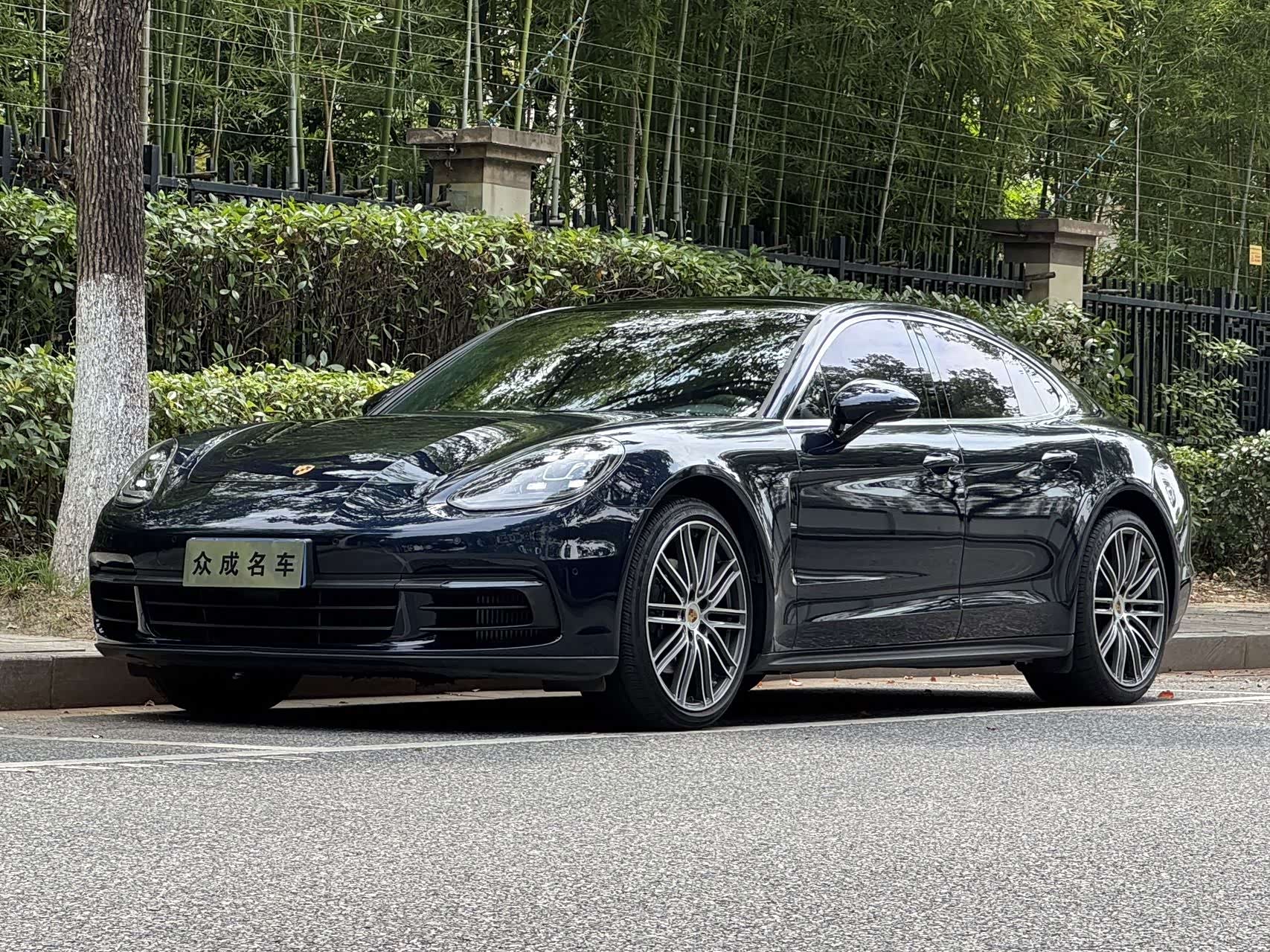 Porsche Panamera, фото 1 из 1