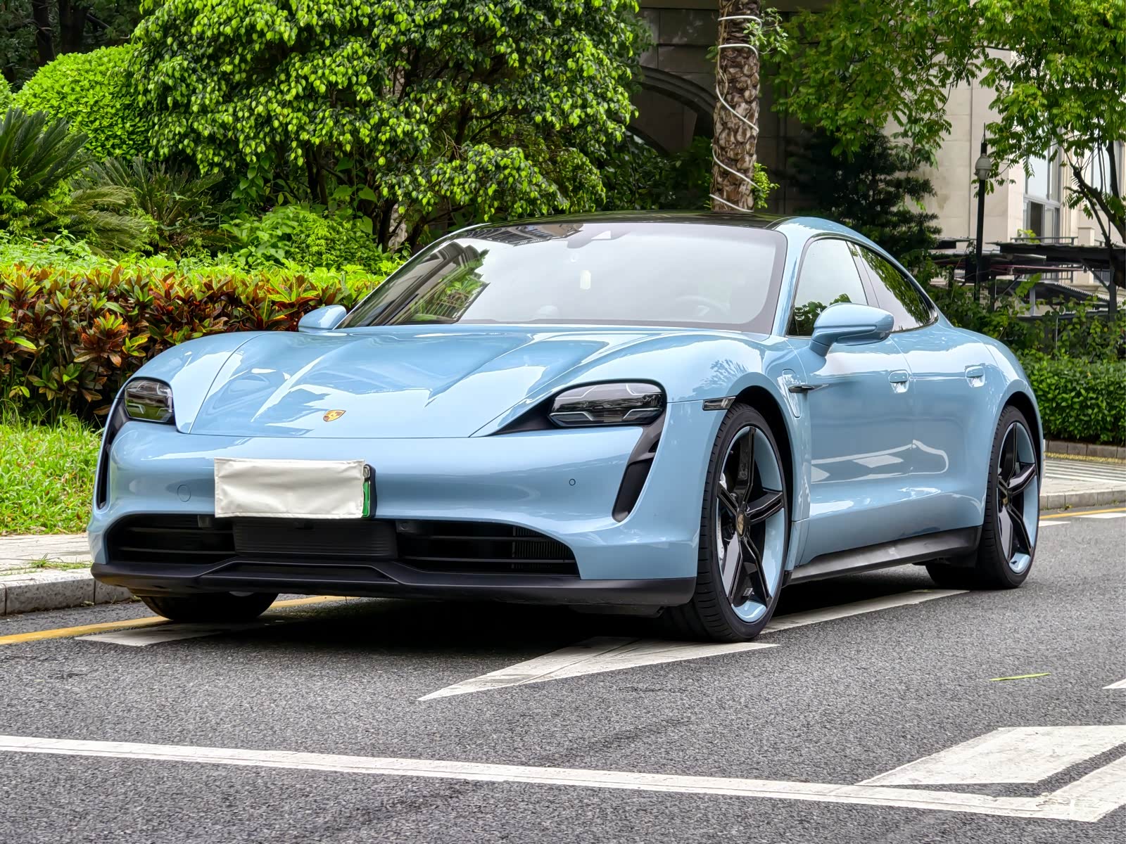 Porsche Taycan, фото 1 из 1