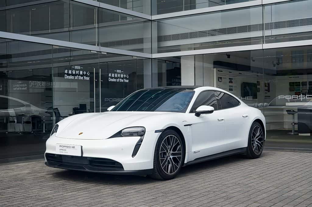 Porsche Taycan, фото 1 из 1