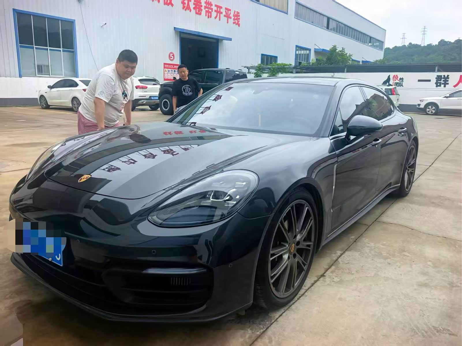 Porsche Panamera, фото 1 из 1