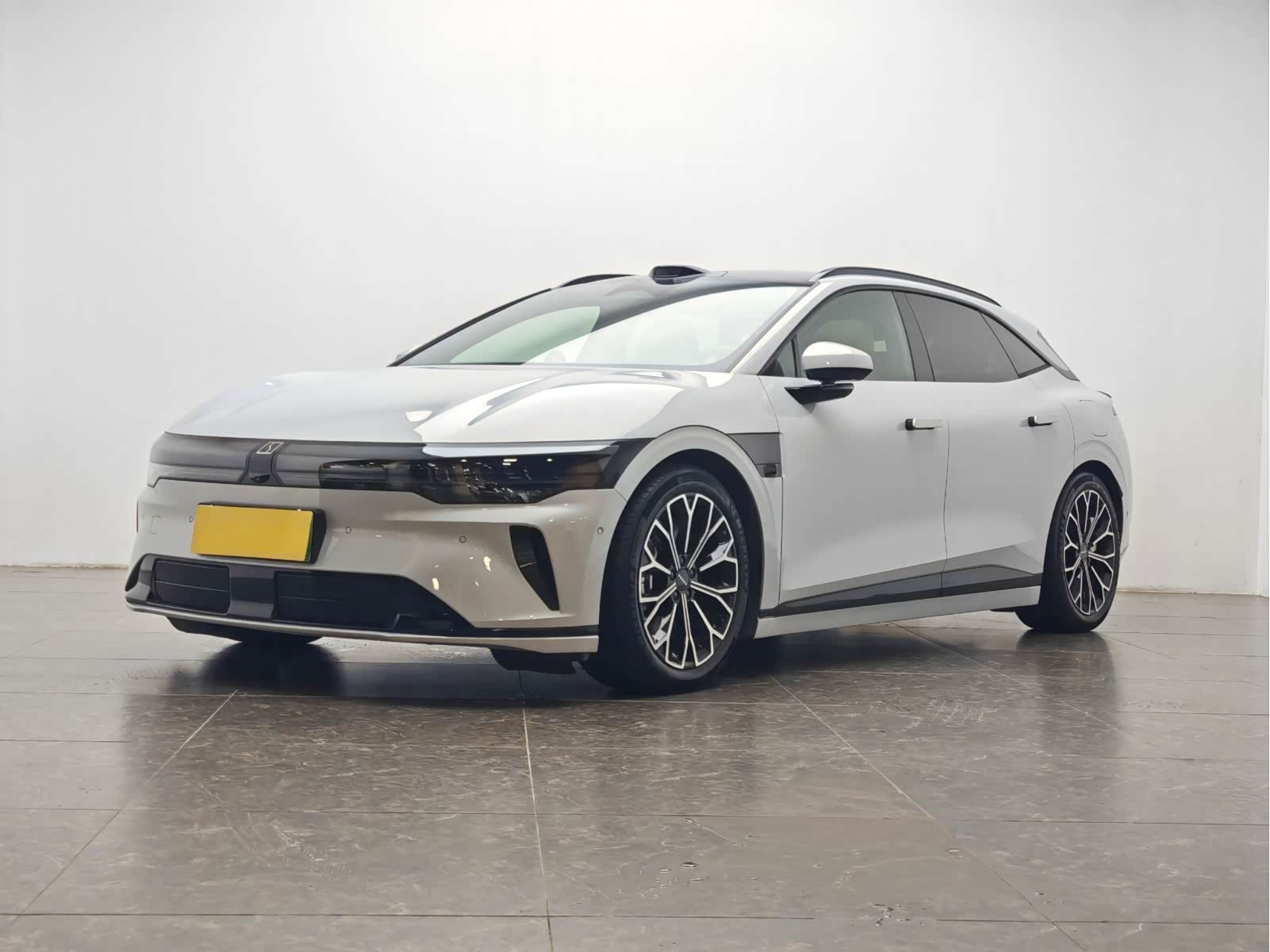 Zeekr 007GT, фото 1 из 1