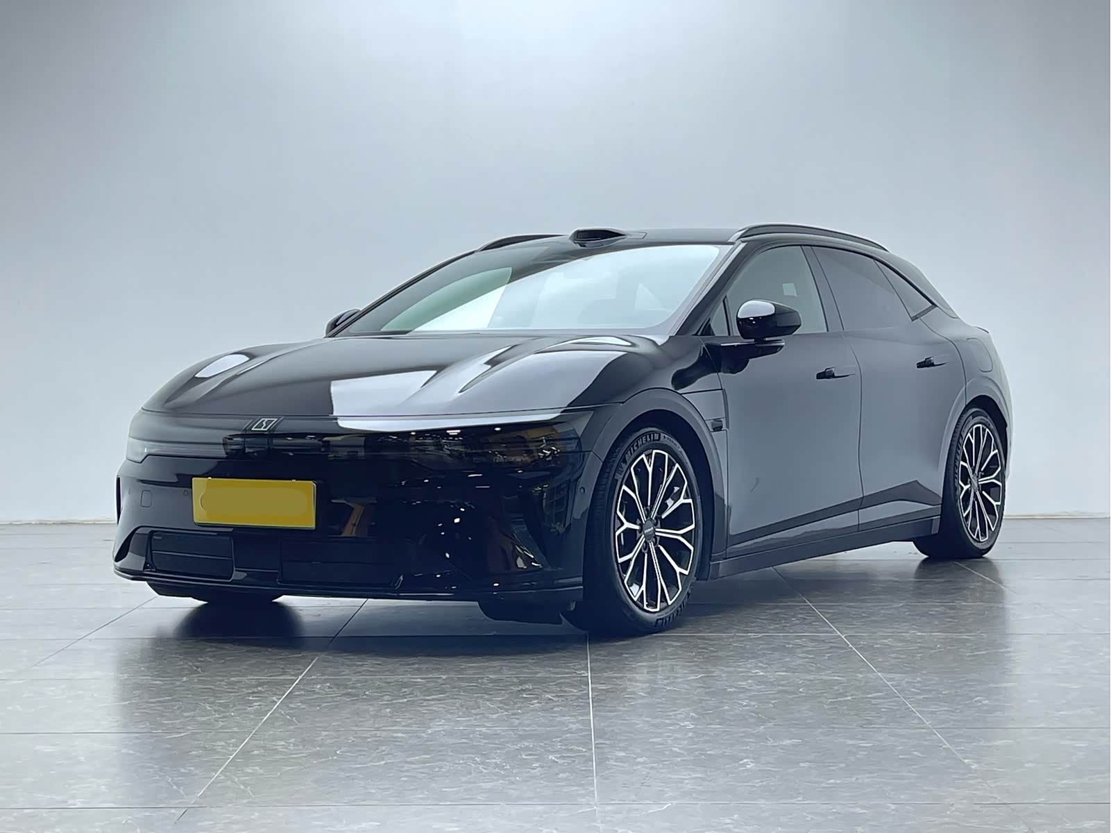 Zeekr 007GT, фото 1 из 1