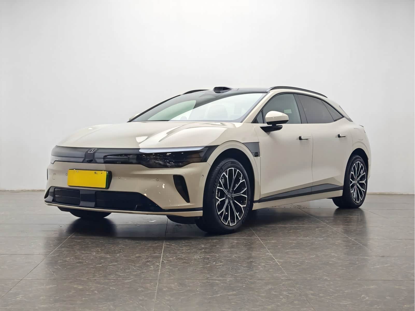 Zeekr 007GT, фото 1 из 1