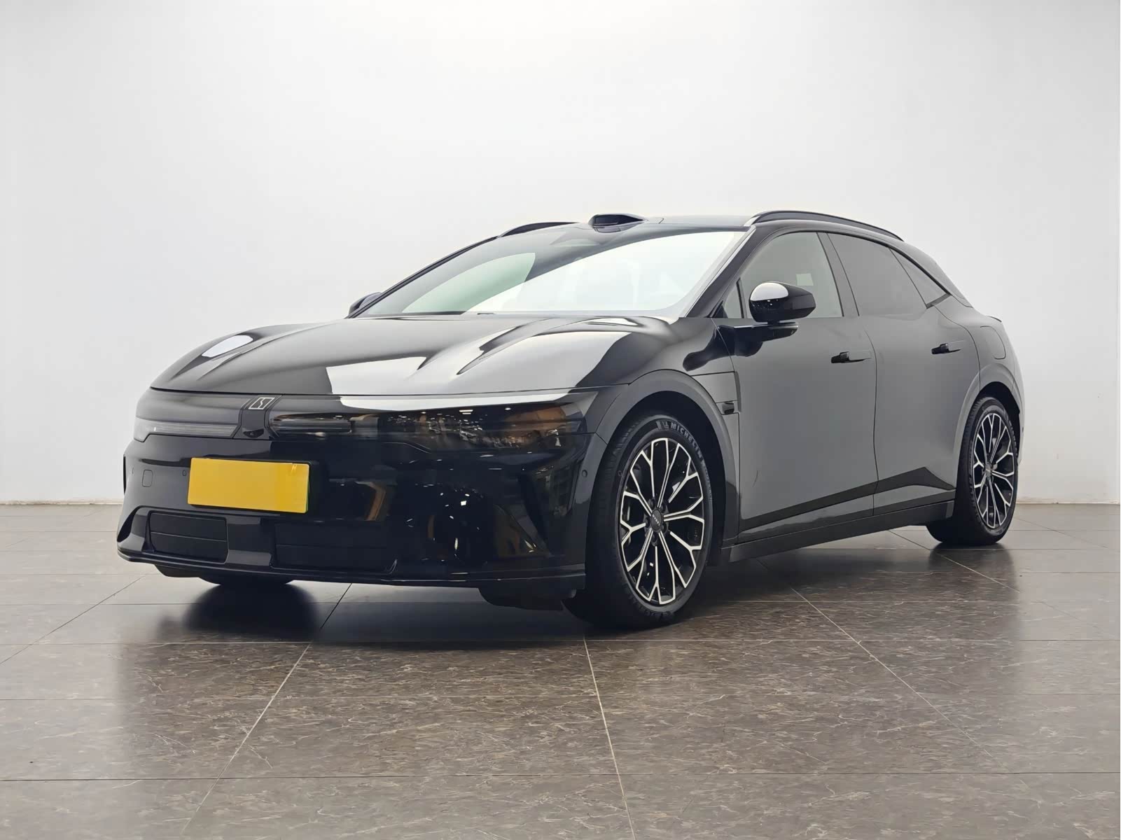 Zeekr 007GT, фото 1 из 1