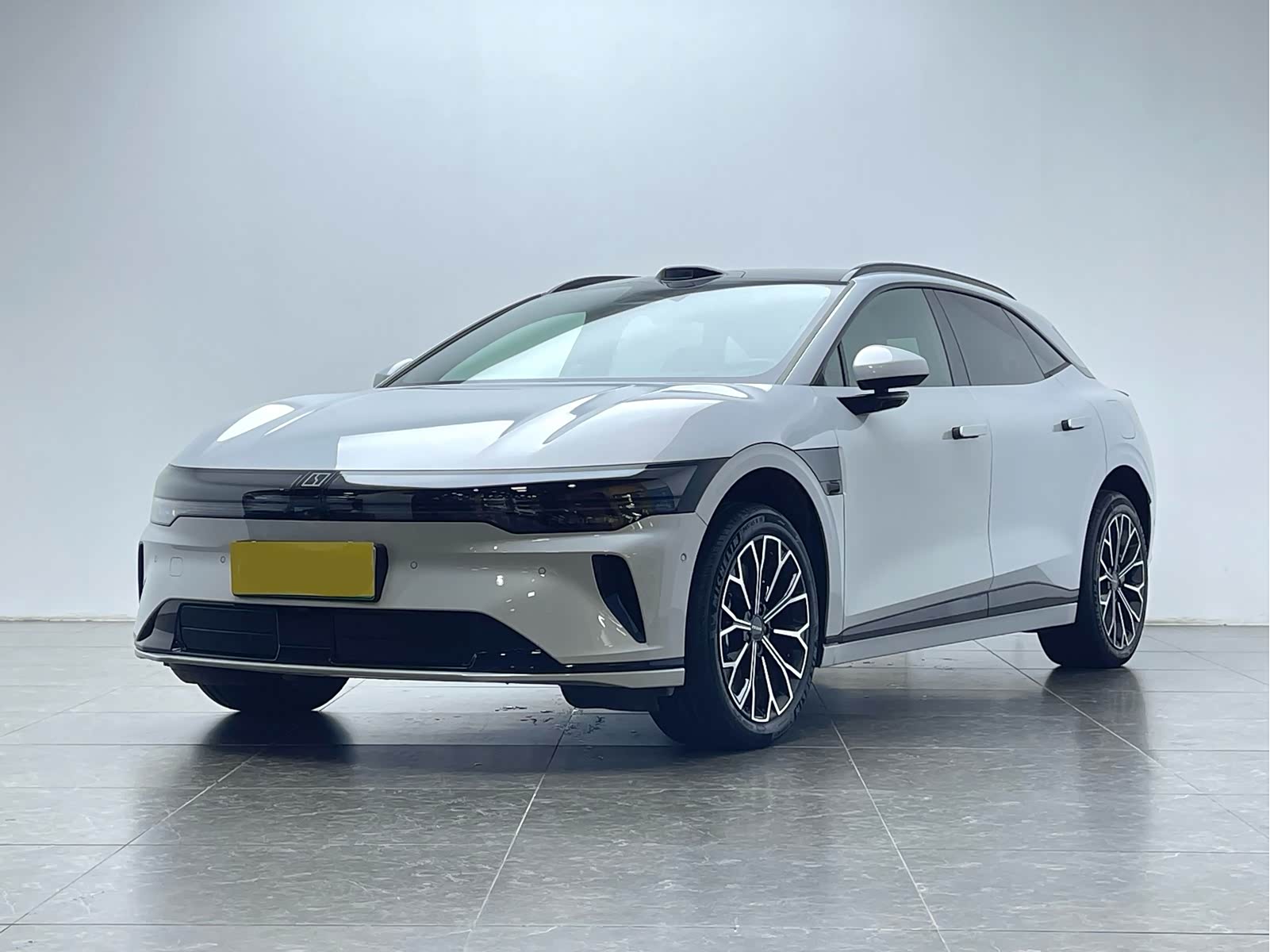 Zeekr 007GT, фото 1 из 1