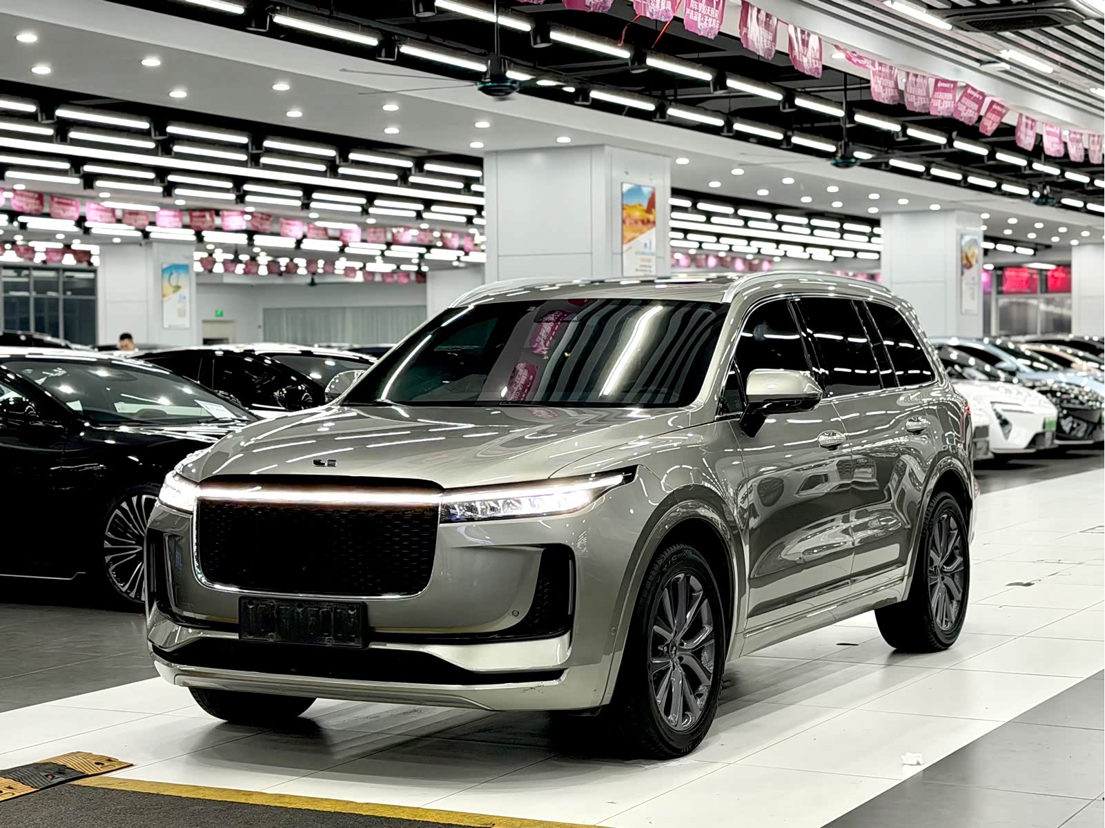 LiXiang ONE, фото 1 из 1