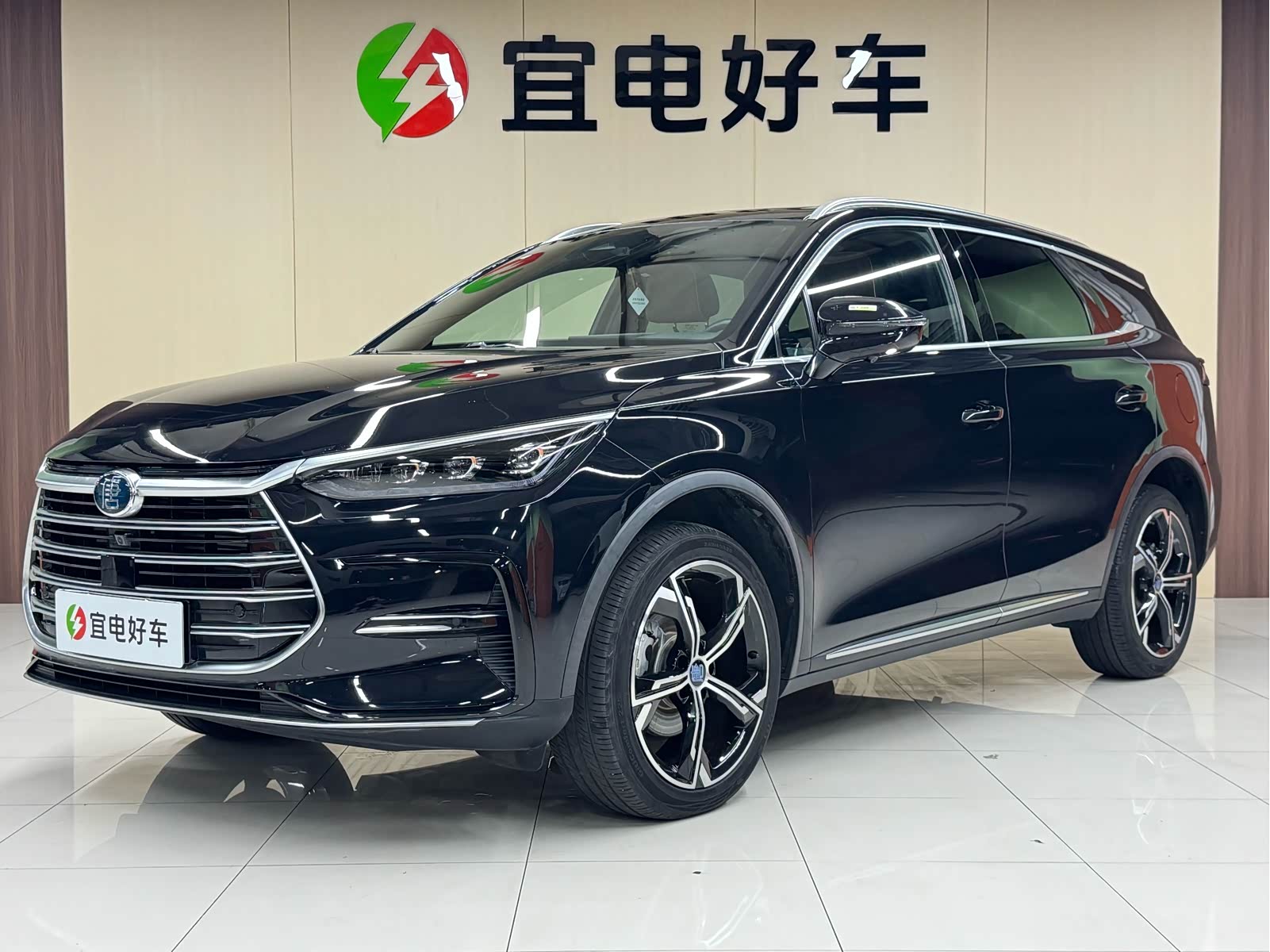 BYD Tang, фото 1 из 1