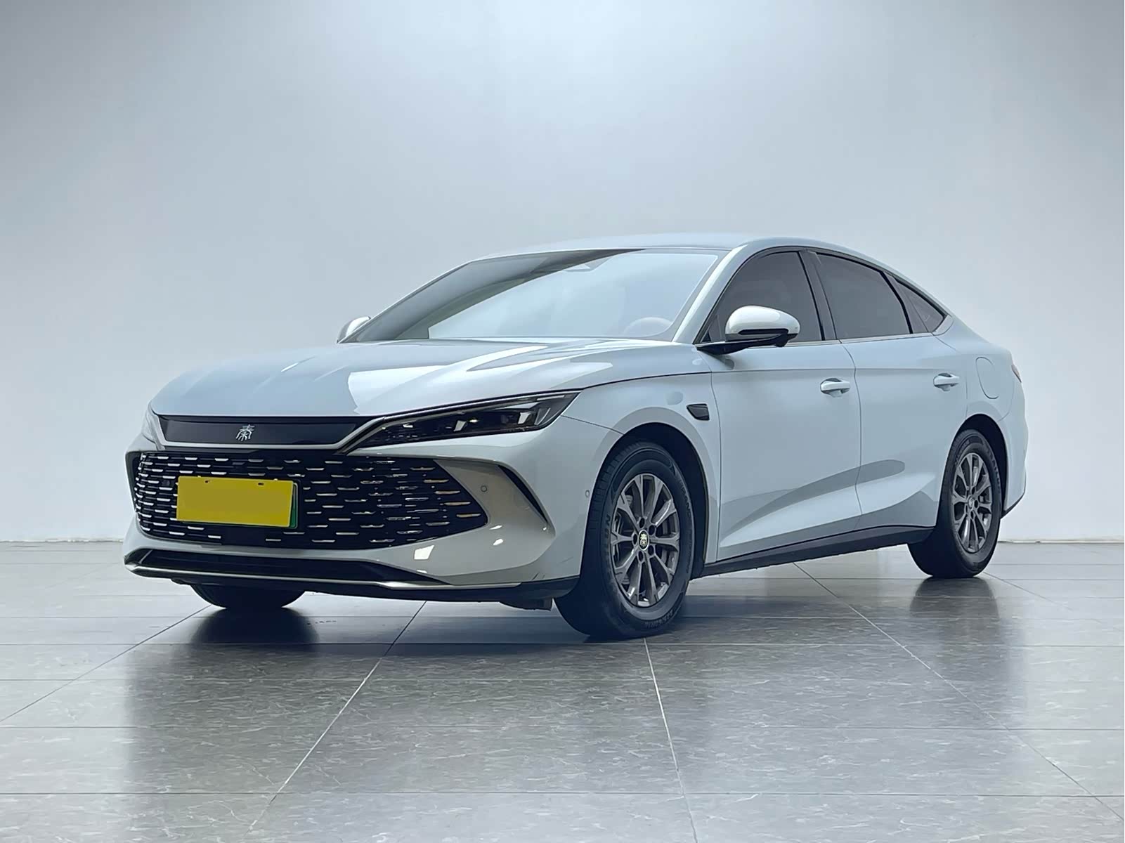 BYD Qin L, фото 1 из 1