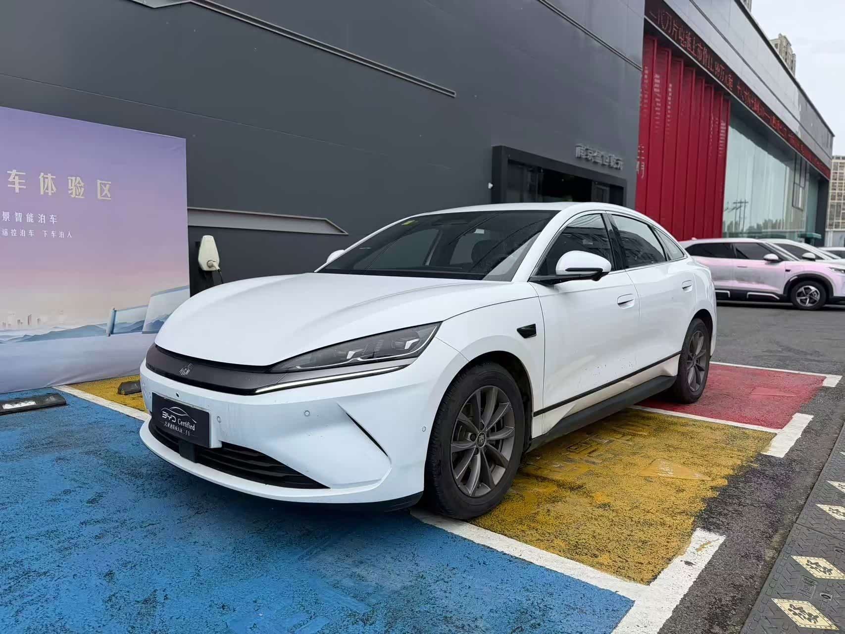 BYD Qin L, фото 1 из 1