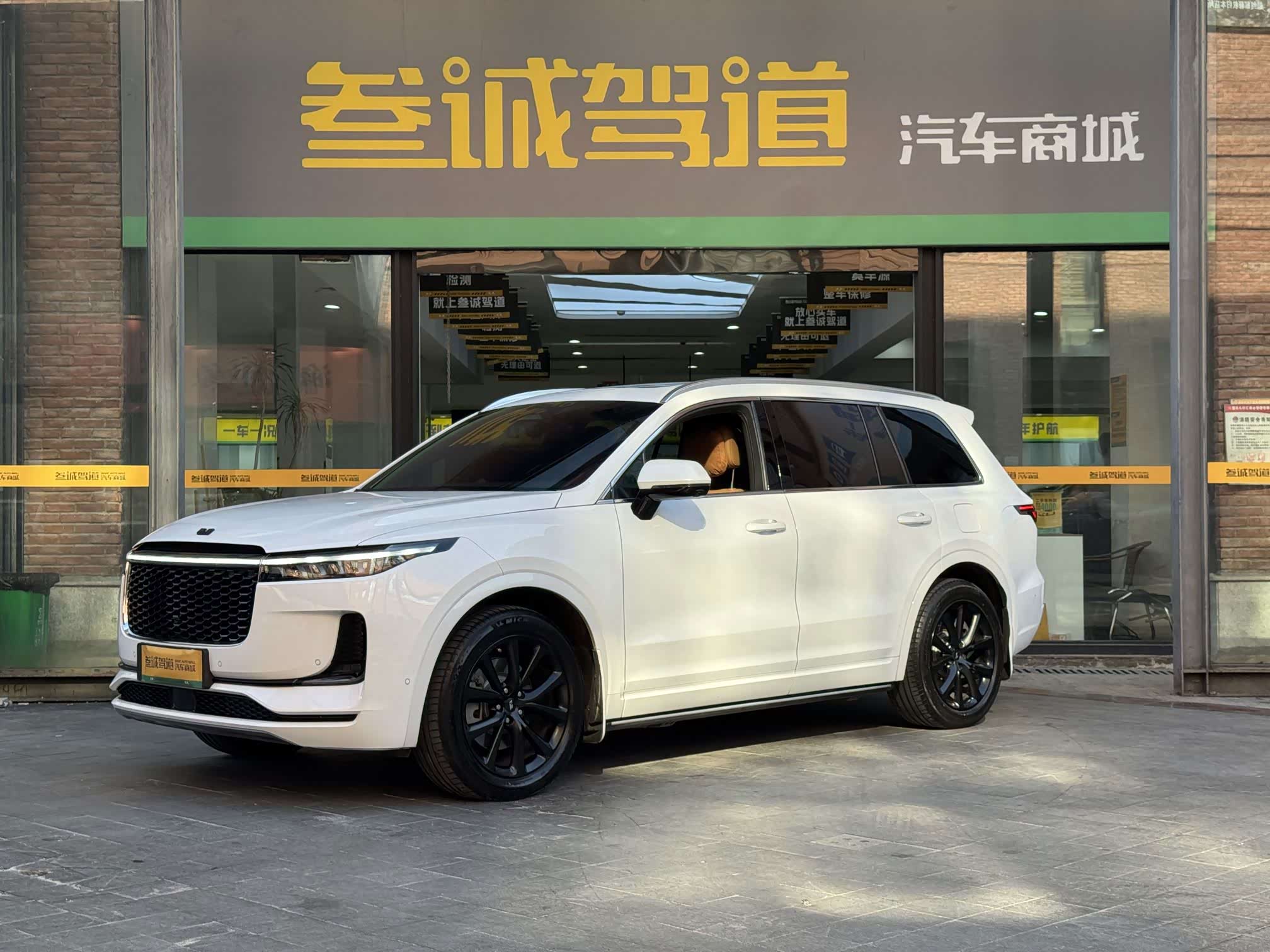 LiXiang ONE, фото 1 из 1