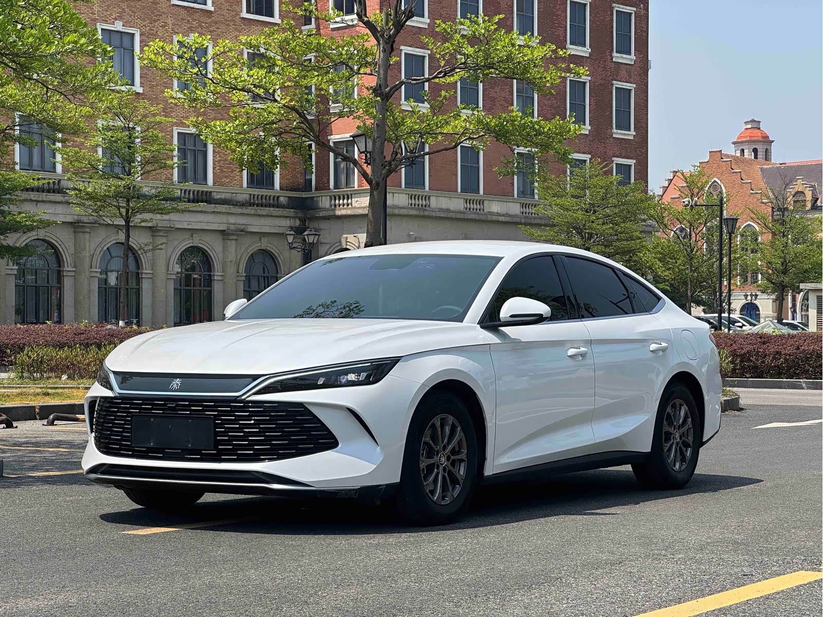 BYD Qin L, фото 1 из 1