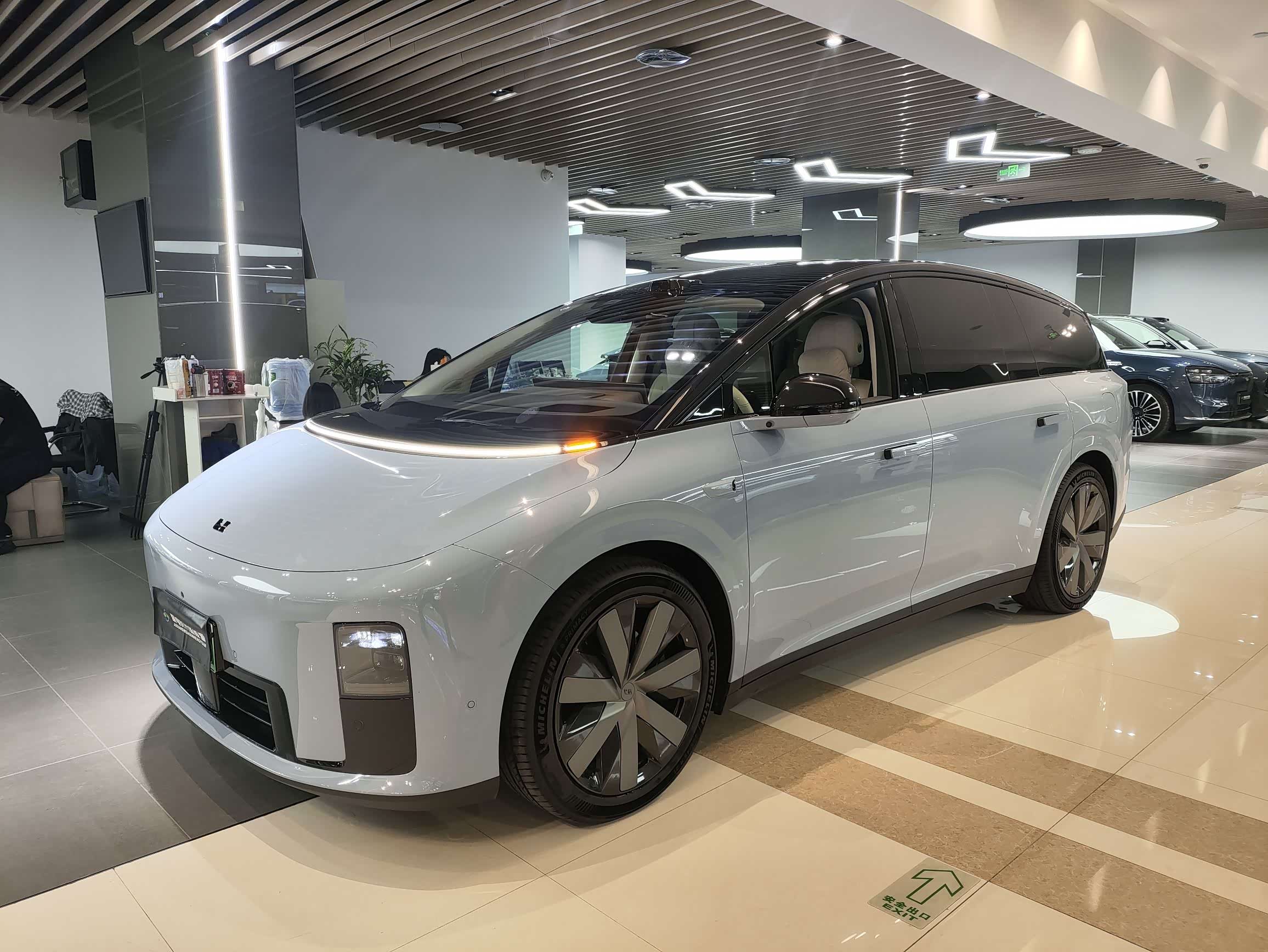 LiXiang i8 Standard, фото 1 из 1