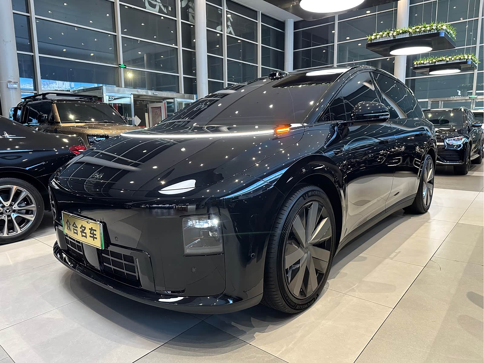 LiXiang i8 Standard, фото 1 из 1