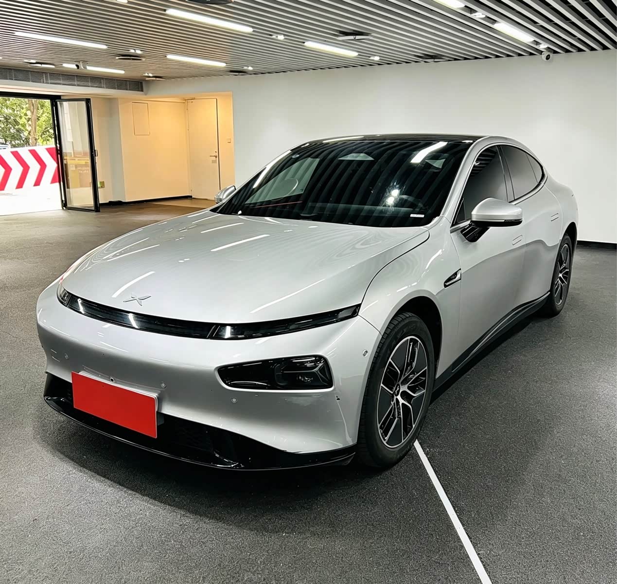 Xpeng P7 Pro, фото 1 из 1