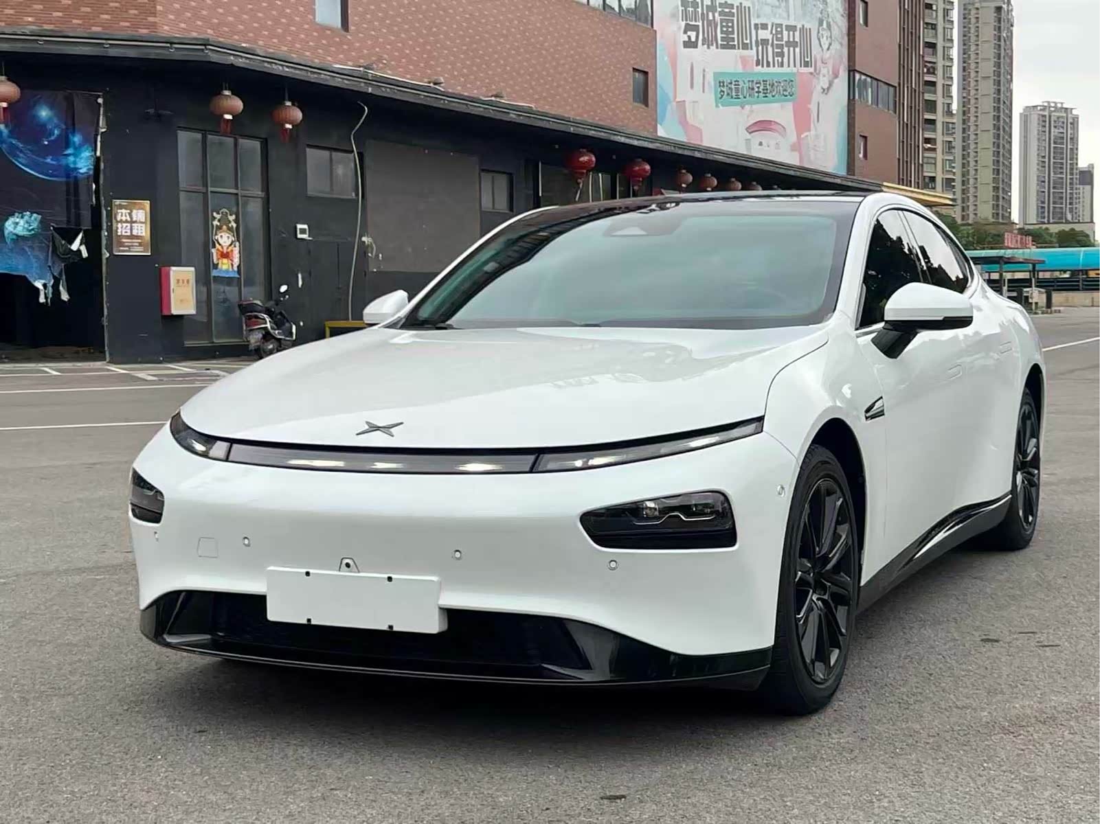 Xpeng P7