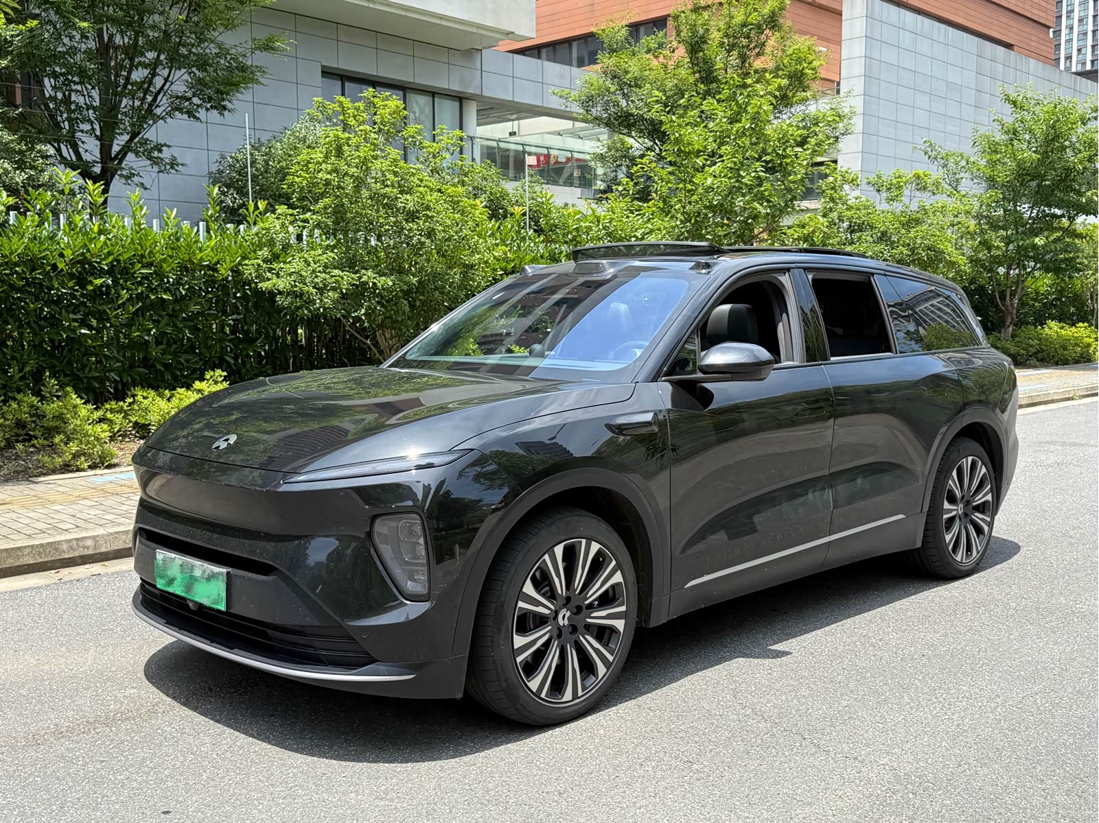 NIO ES8, фото 1 из 1