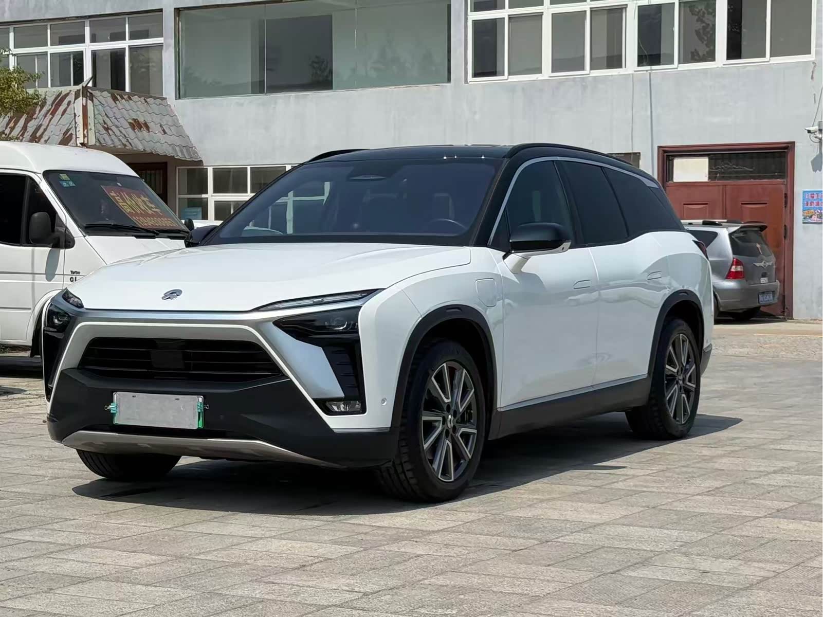 NIO ES8, фото 1 из 1