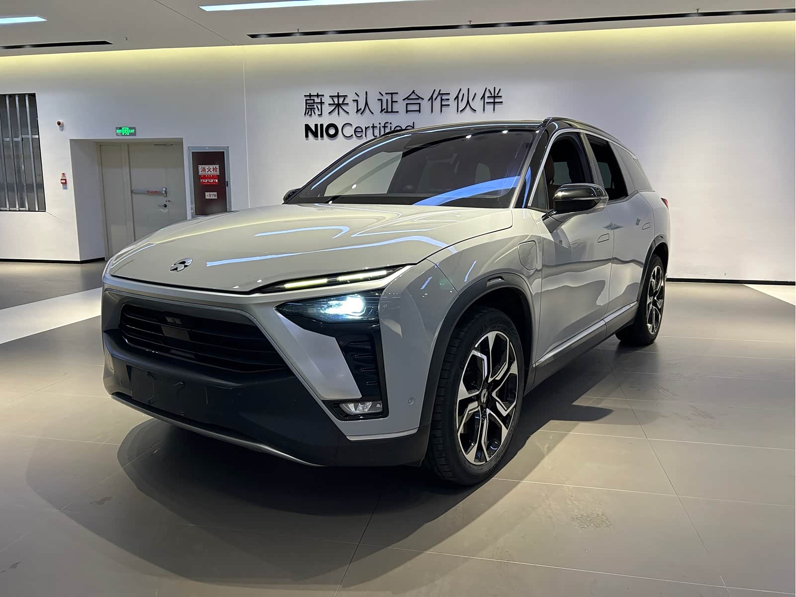 NIO ES8, фото 1 из 1