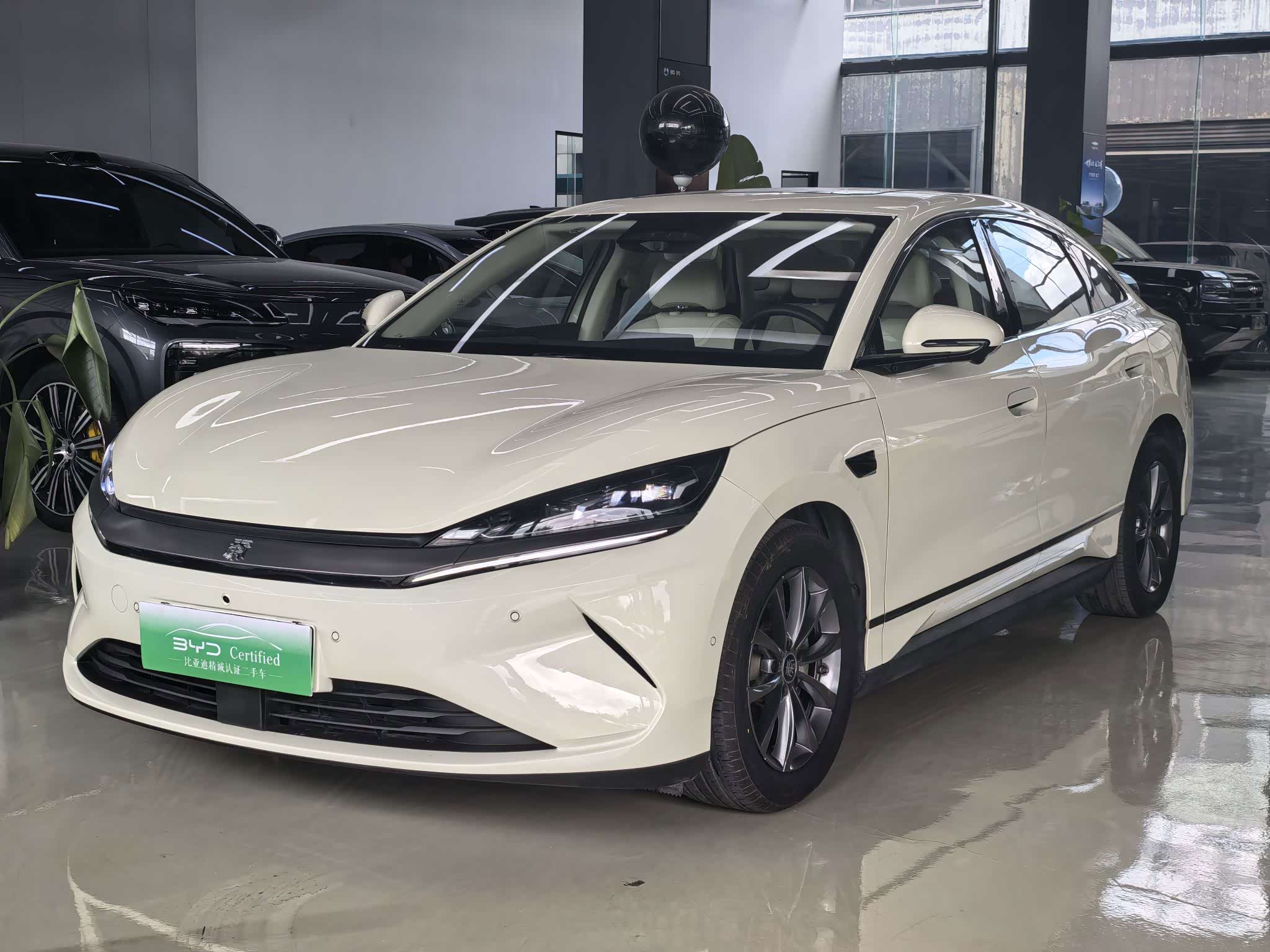 BYD Qin L