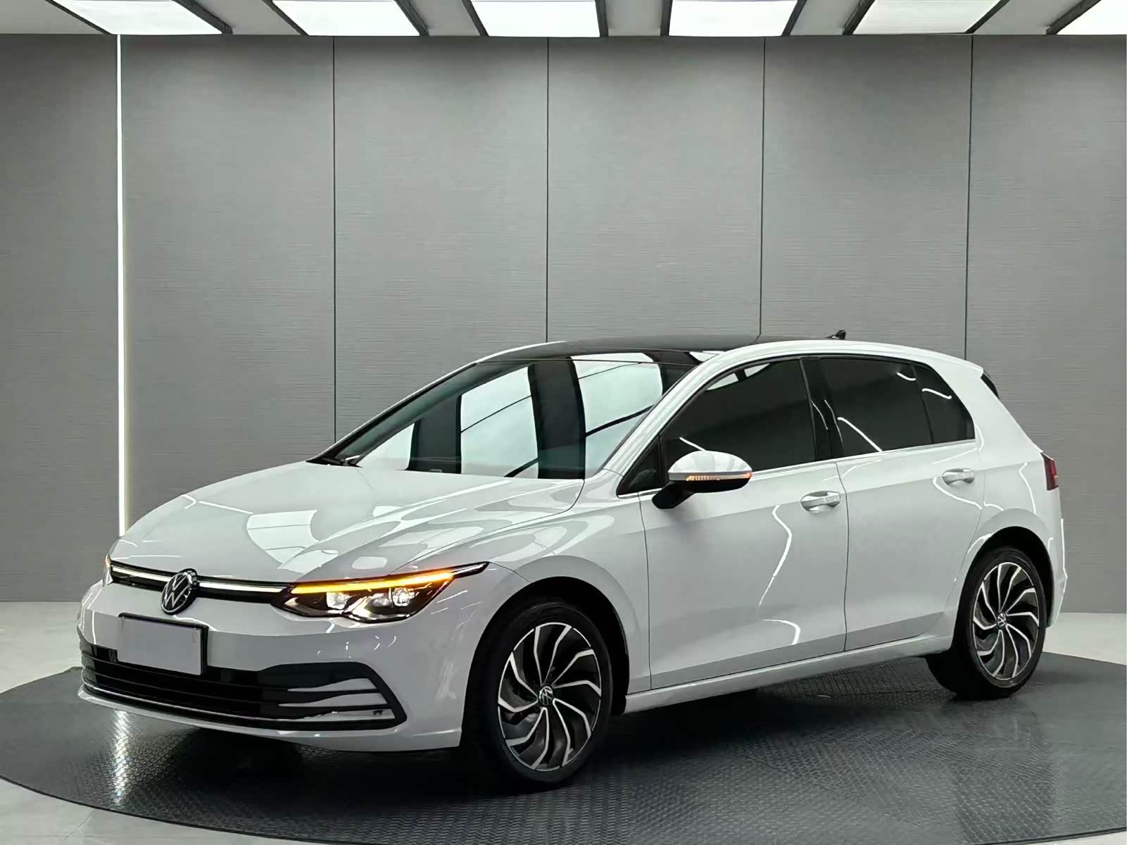 Volkswagen Golf, фото 1 из 1
