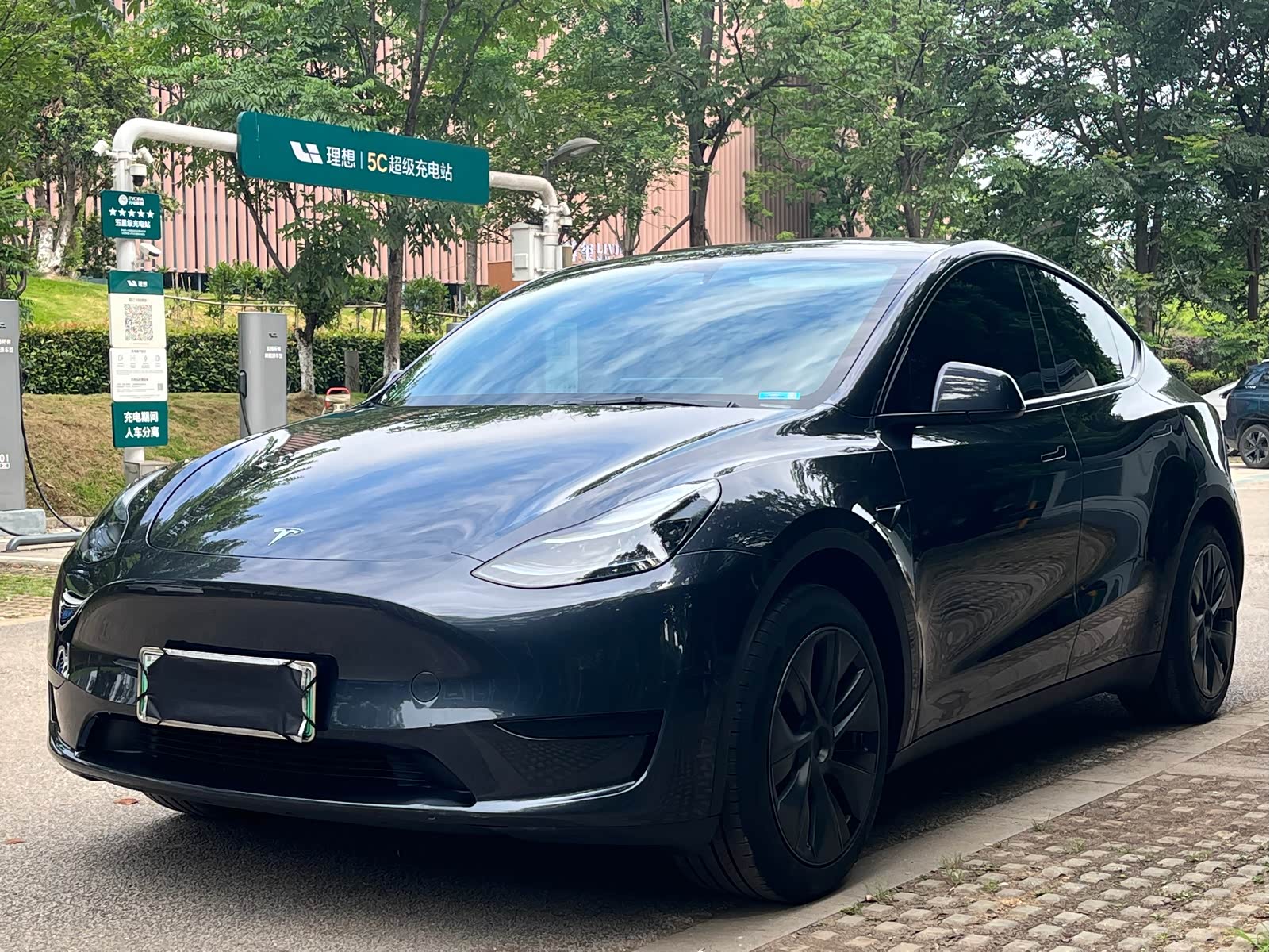 Tesla Model Y, фото 1 из 1