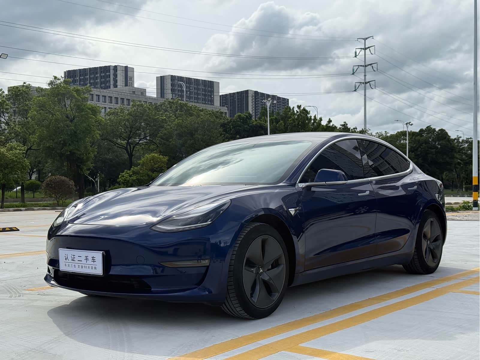 Tesla Model 3, фото 1 из 1