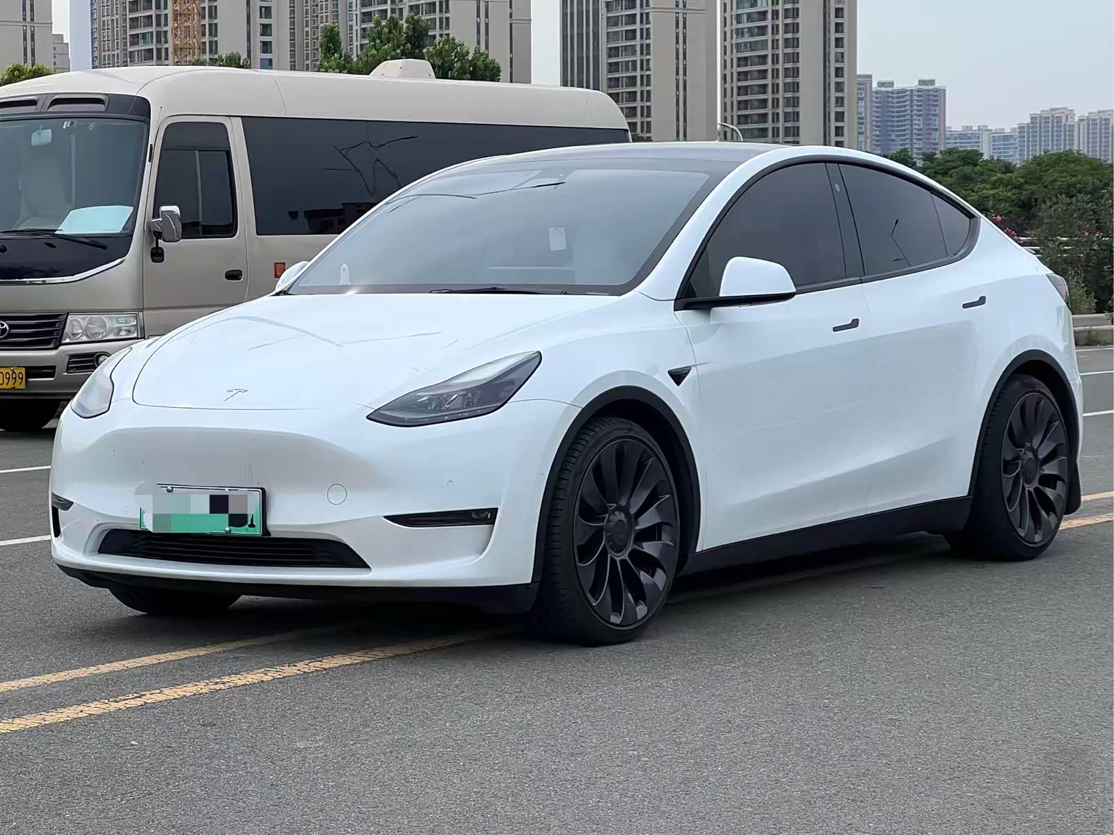 Tesla Model Y Performance, фото 1 из 1