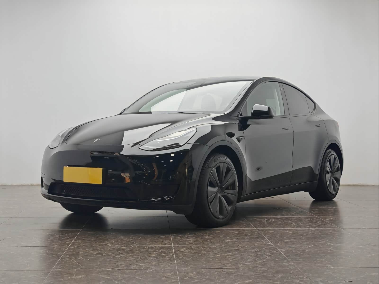 Tesla Model Y, фото 1 из 1