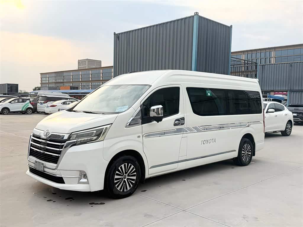 Toyota HIACE, фото 1 из 1