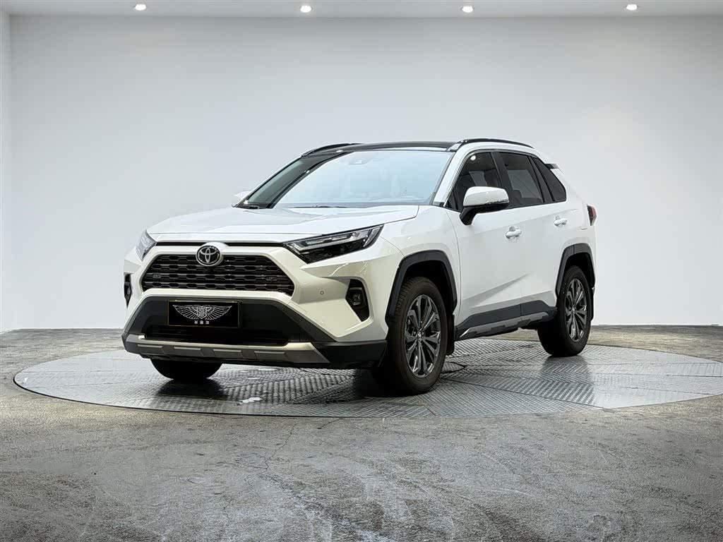 Toyota RAV4 Plus, фото 1 из 1