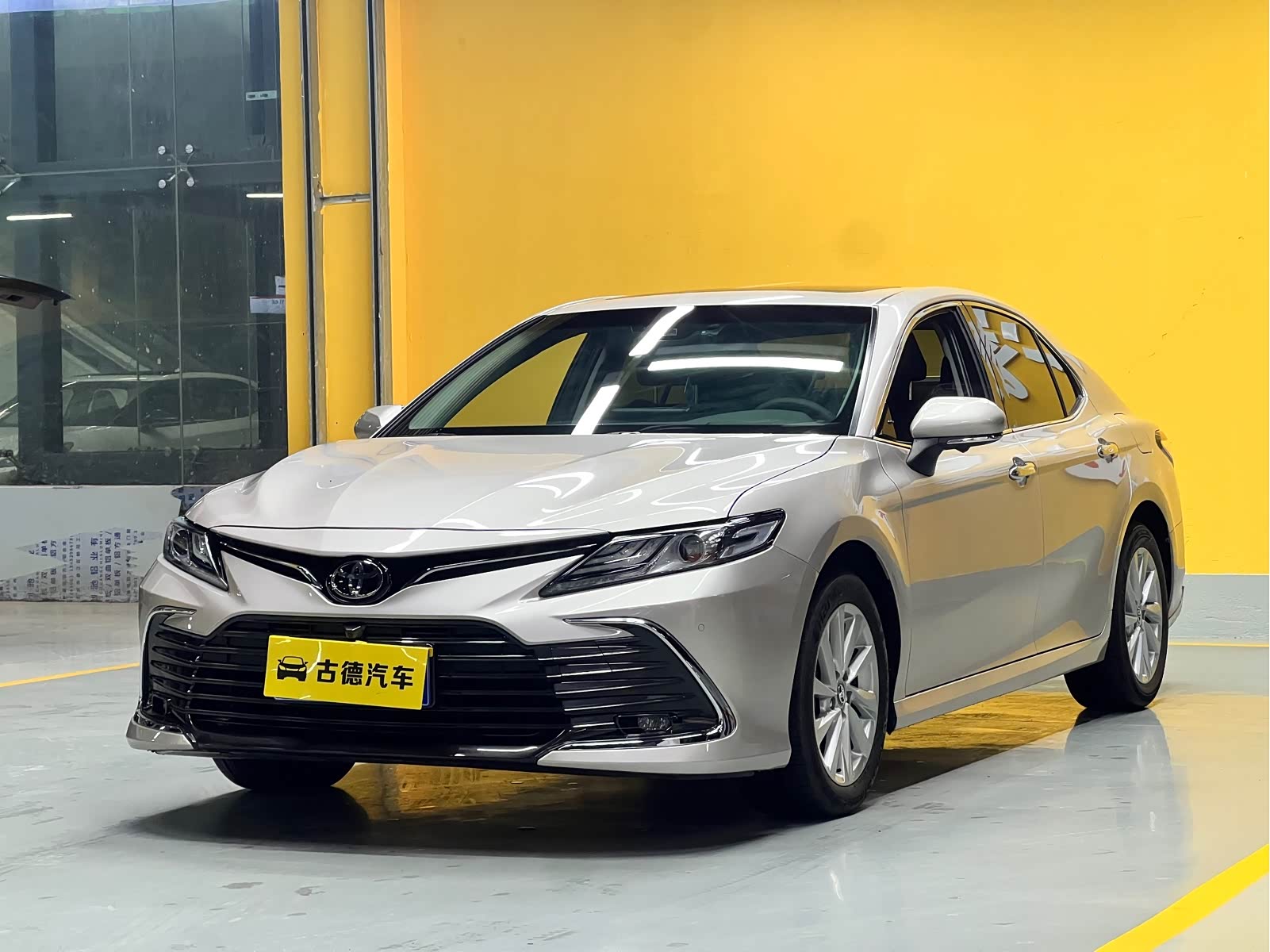 Toyota Camry, фото 1 из 1