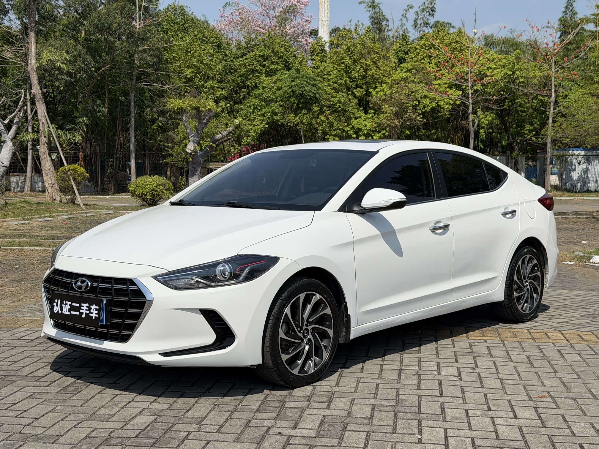 Hyundai Elantra, фото 1 из 1