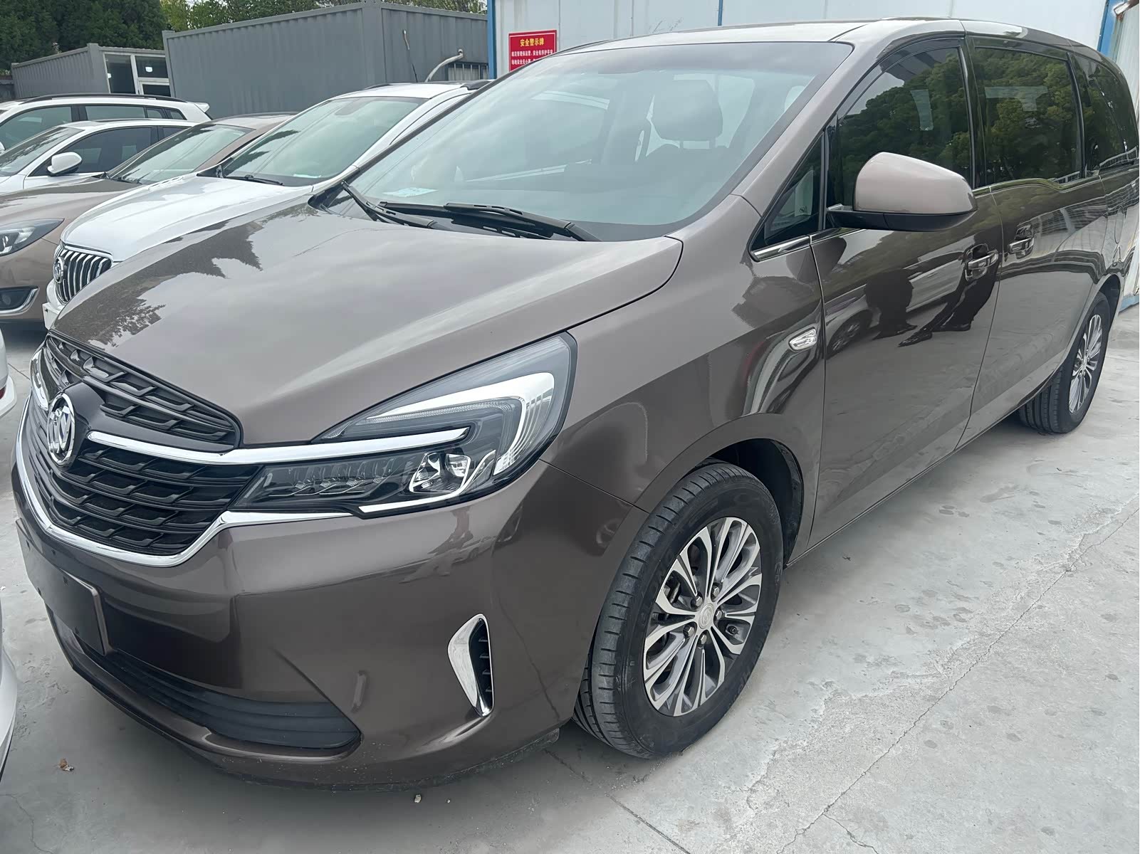 Buick GL8