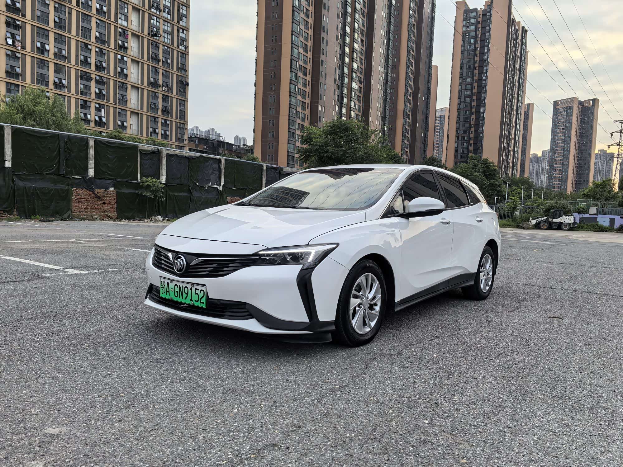 Buick Velite 6