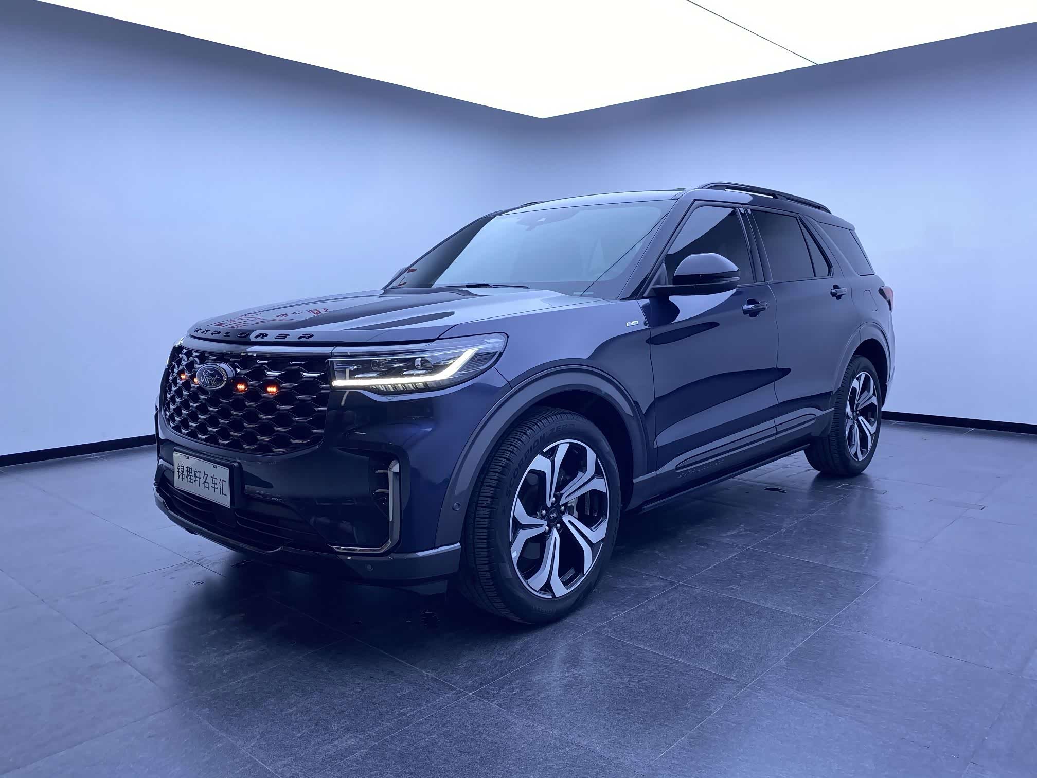 Ford Explorer, фото 1 из 1