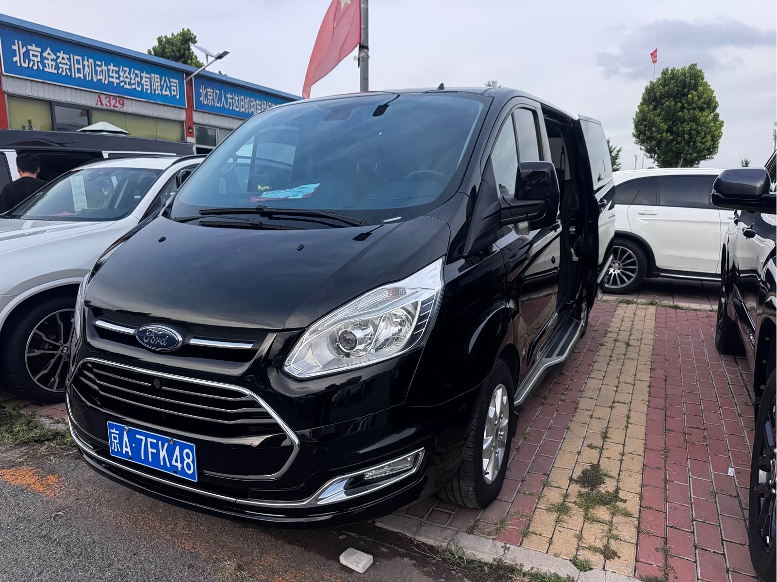 Ford Tourneo, фото 1 из 1