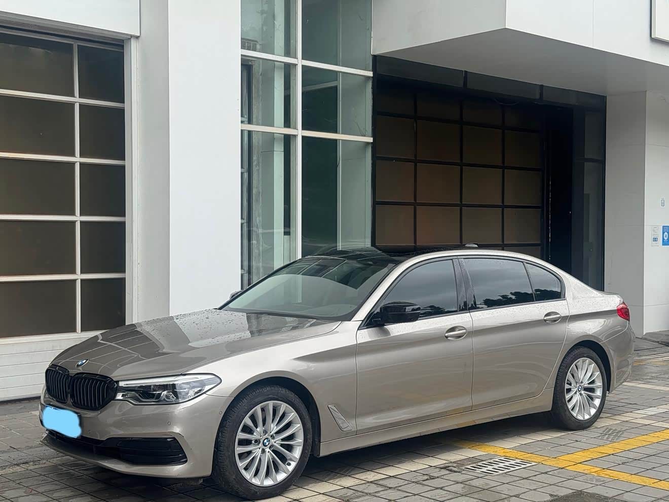 BMW 5 Series, фото 1 из 1
