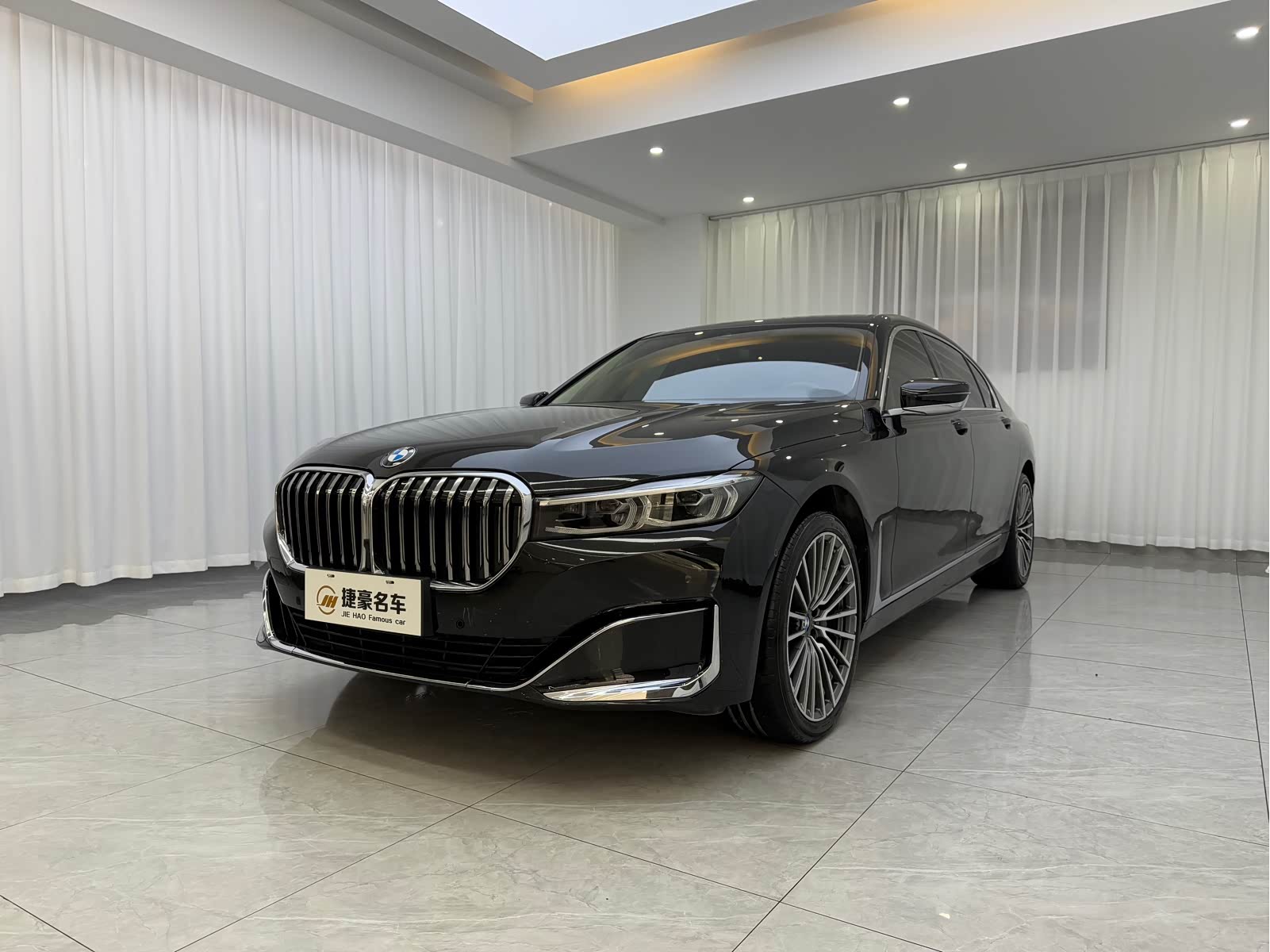 BMW 7 Series, фото 1 из 1