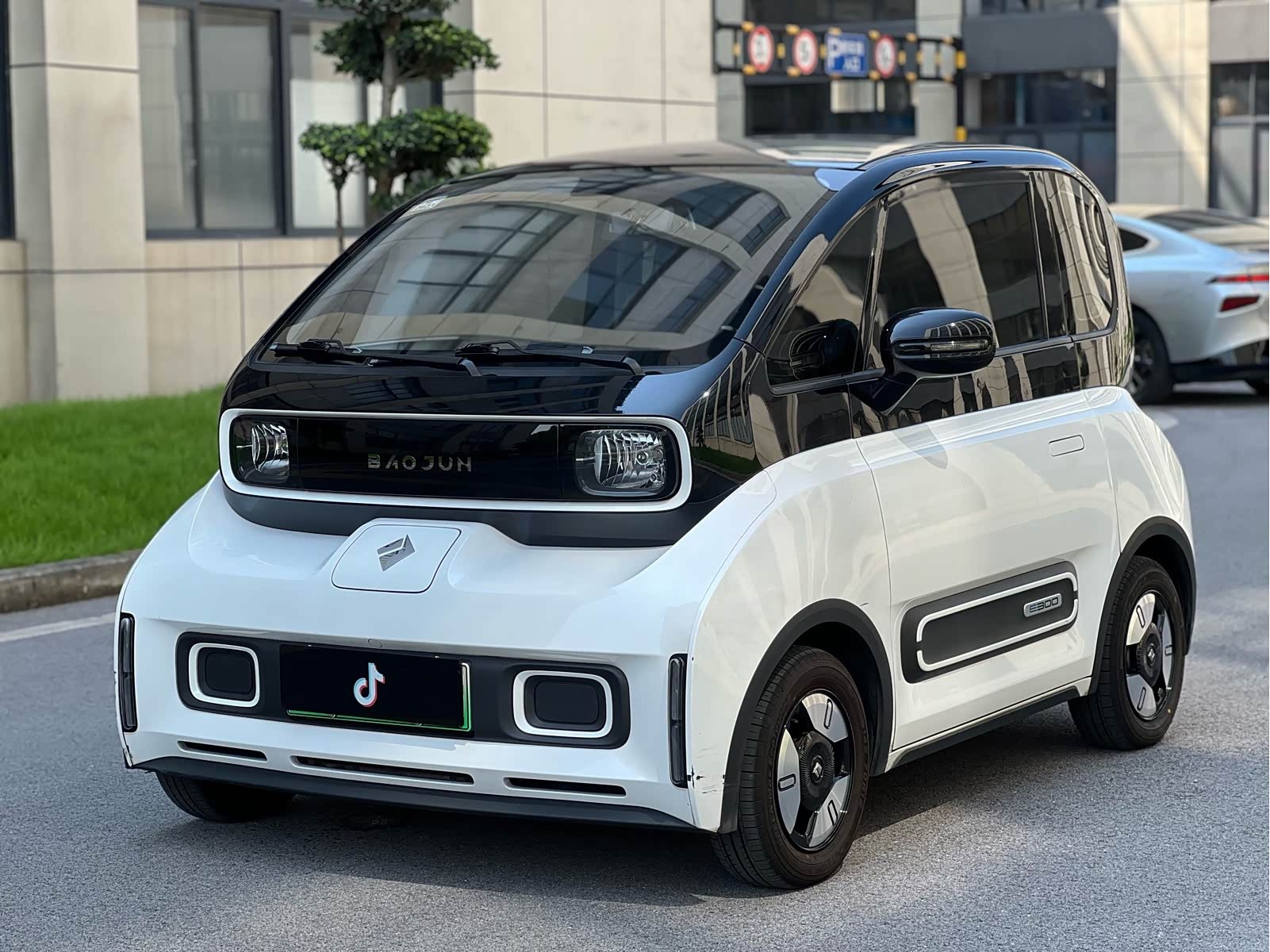 Baojun E300, фото 1 из 1
