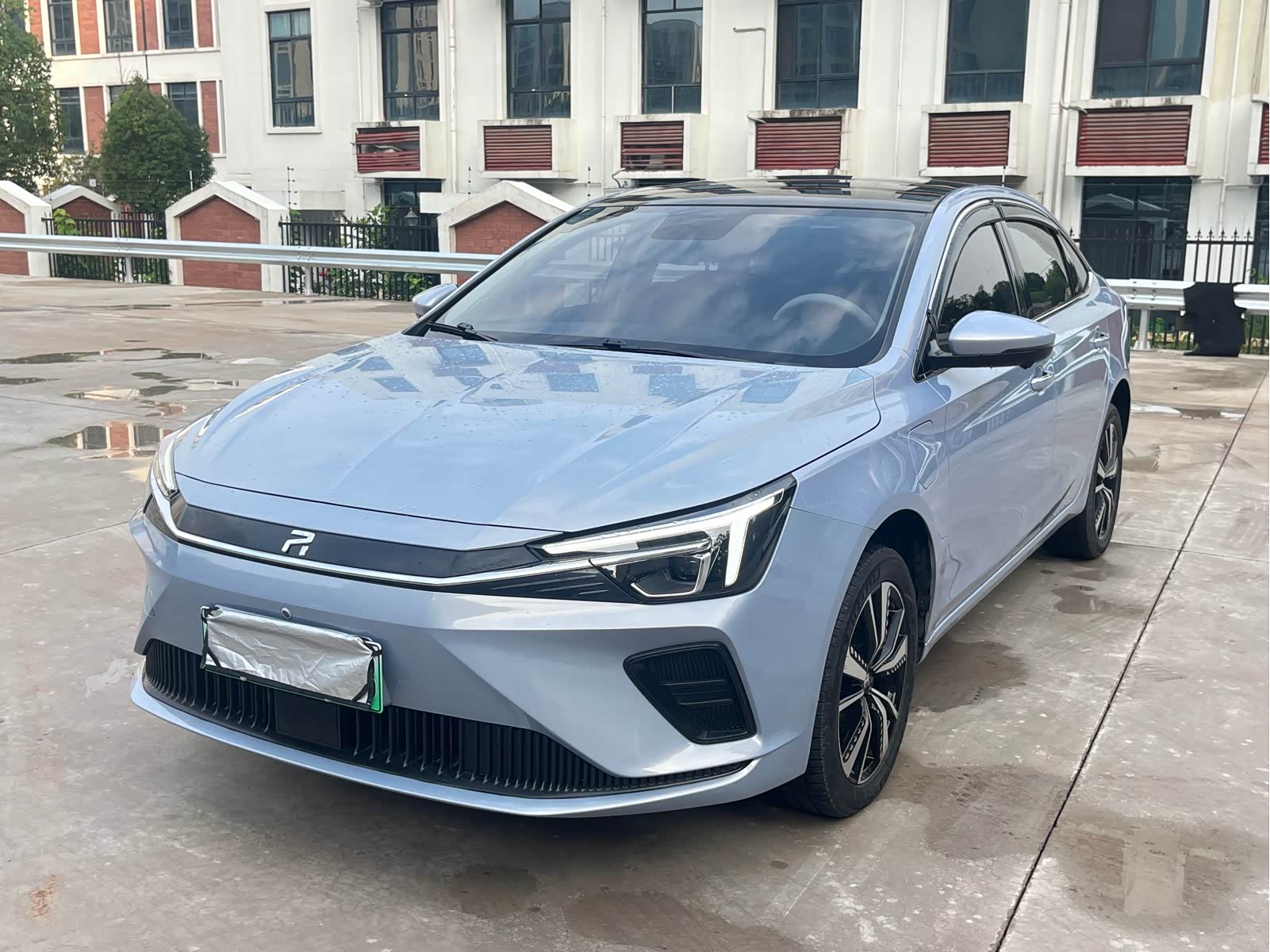 Roewe Rising ER6, фото 1 из 1