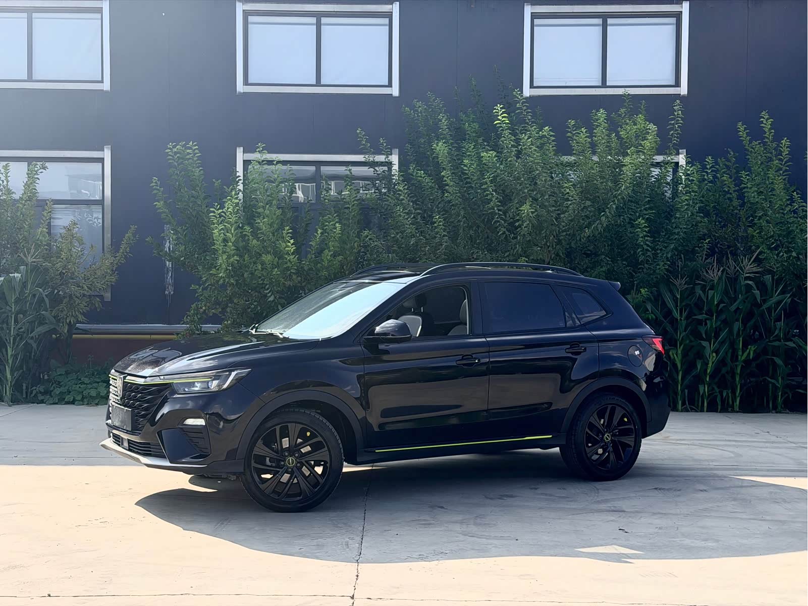 Roewe RX5