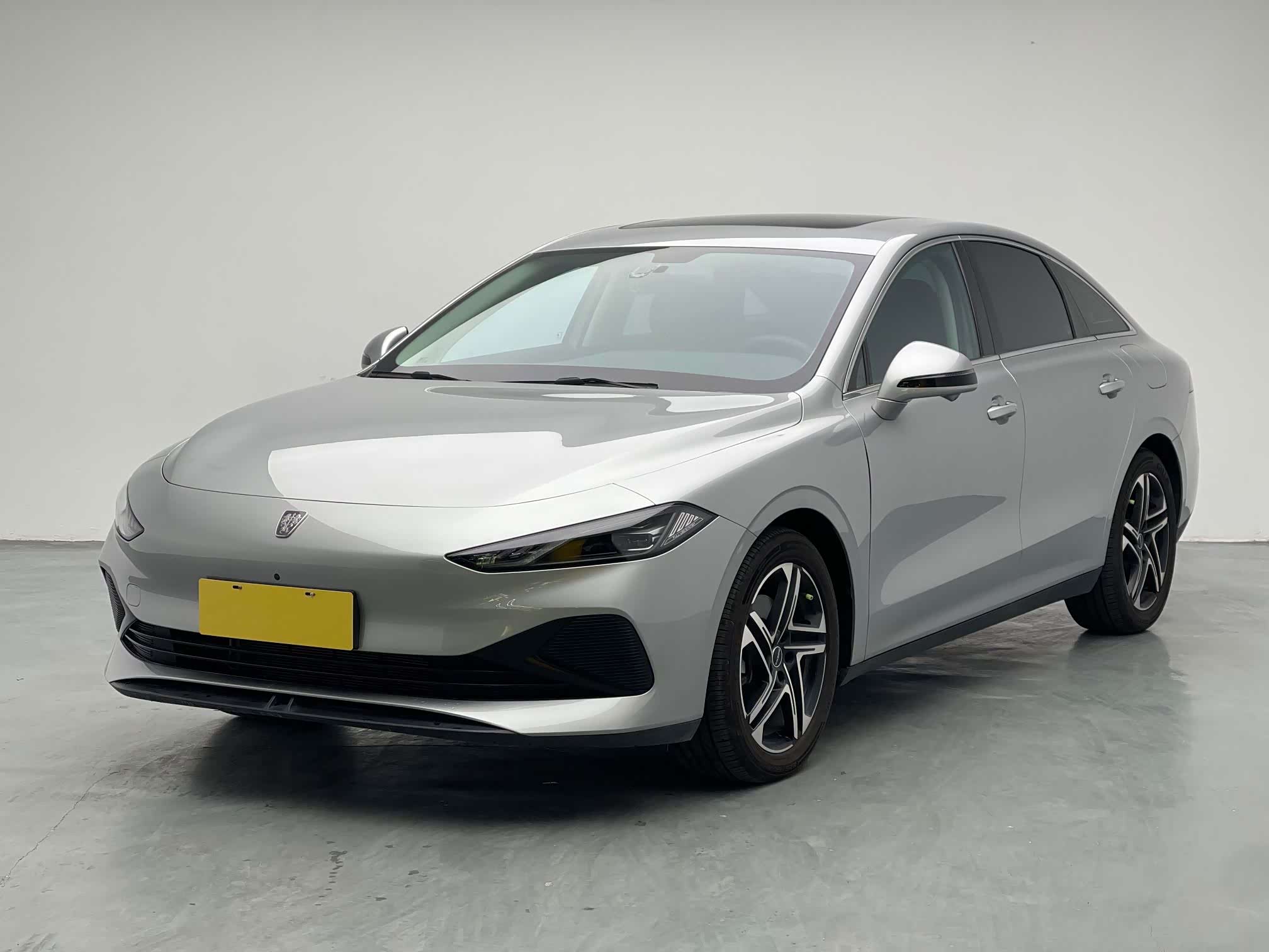 Roewe D7