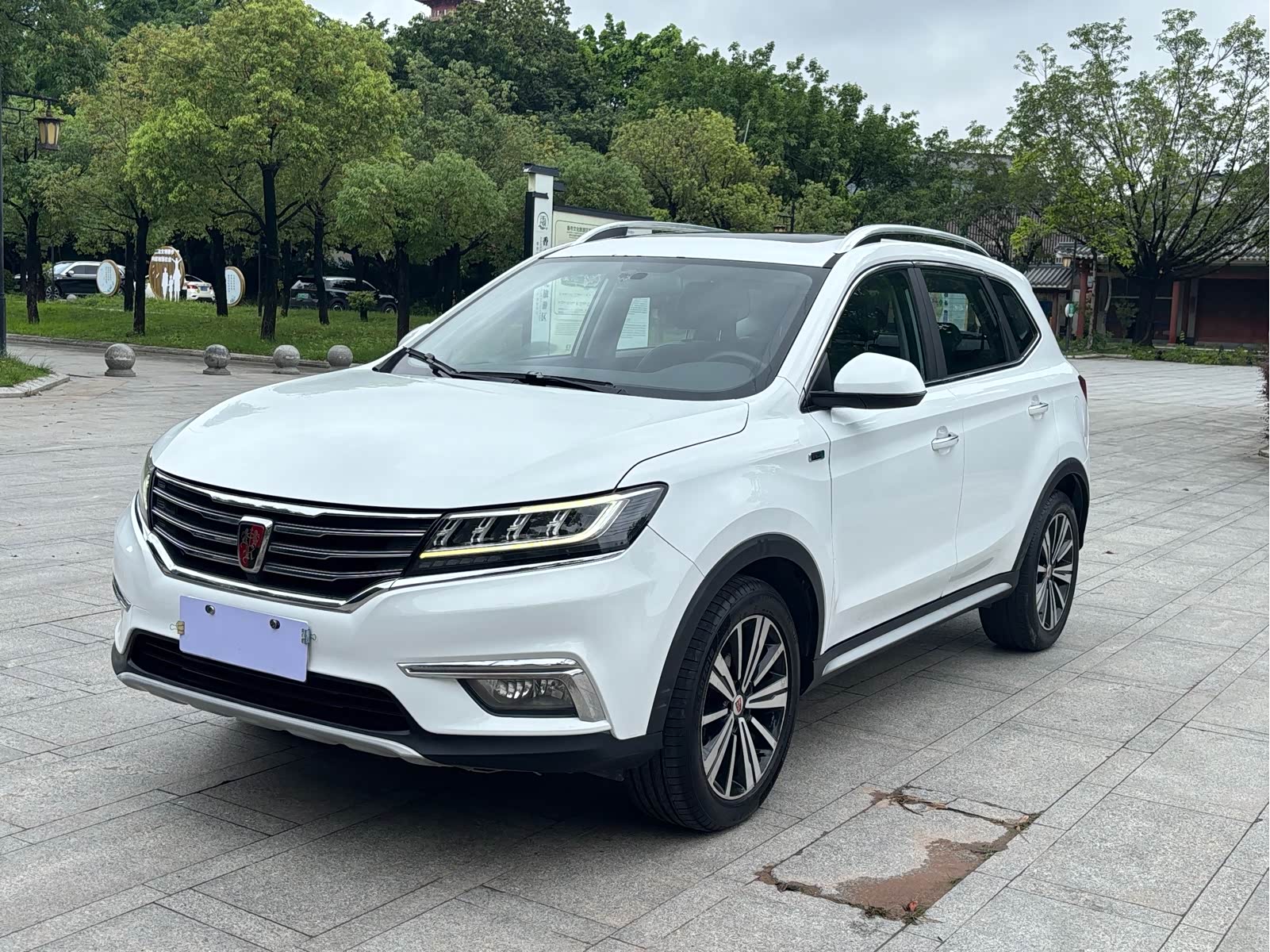Roewe RX5, фото 1 из 1