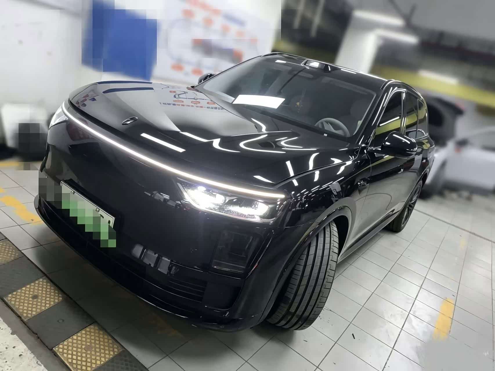 AITO M8 (Xiangwang M8)