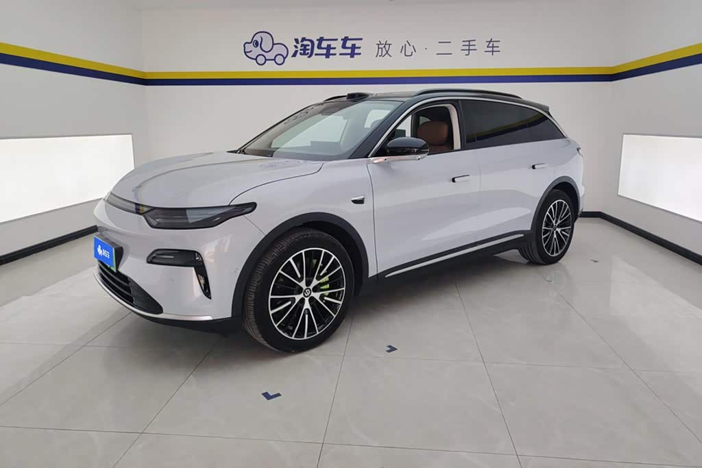 Leapmotor C11